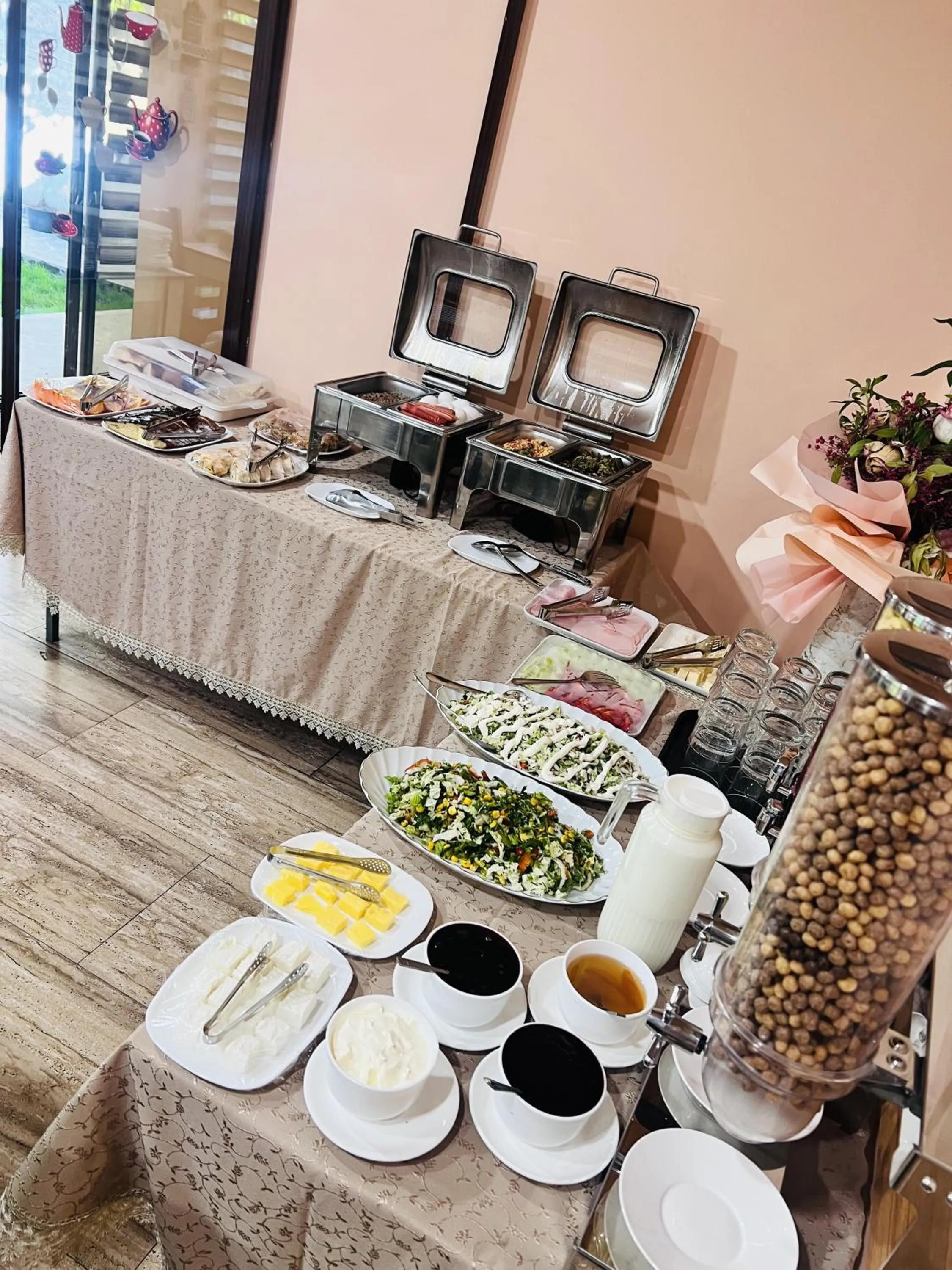 Food and drinks in MarNar Hotel