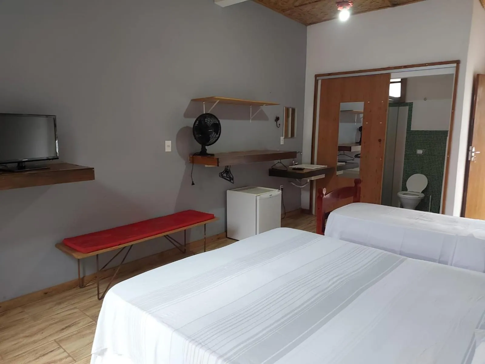 Santa Maria Hospedagem e Eventos e loja Boutique