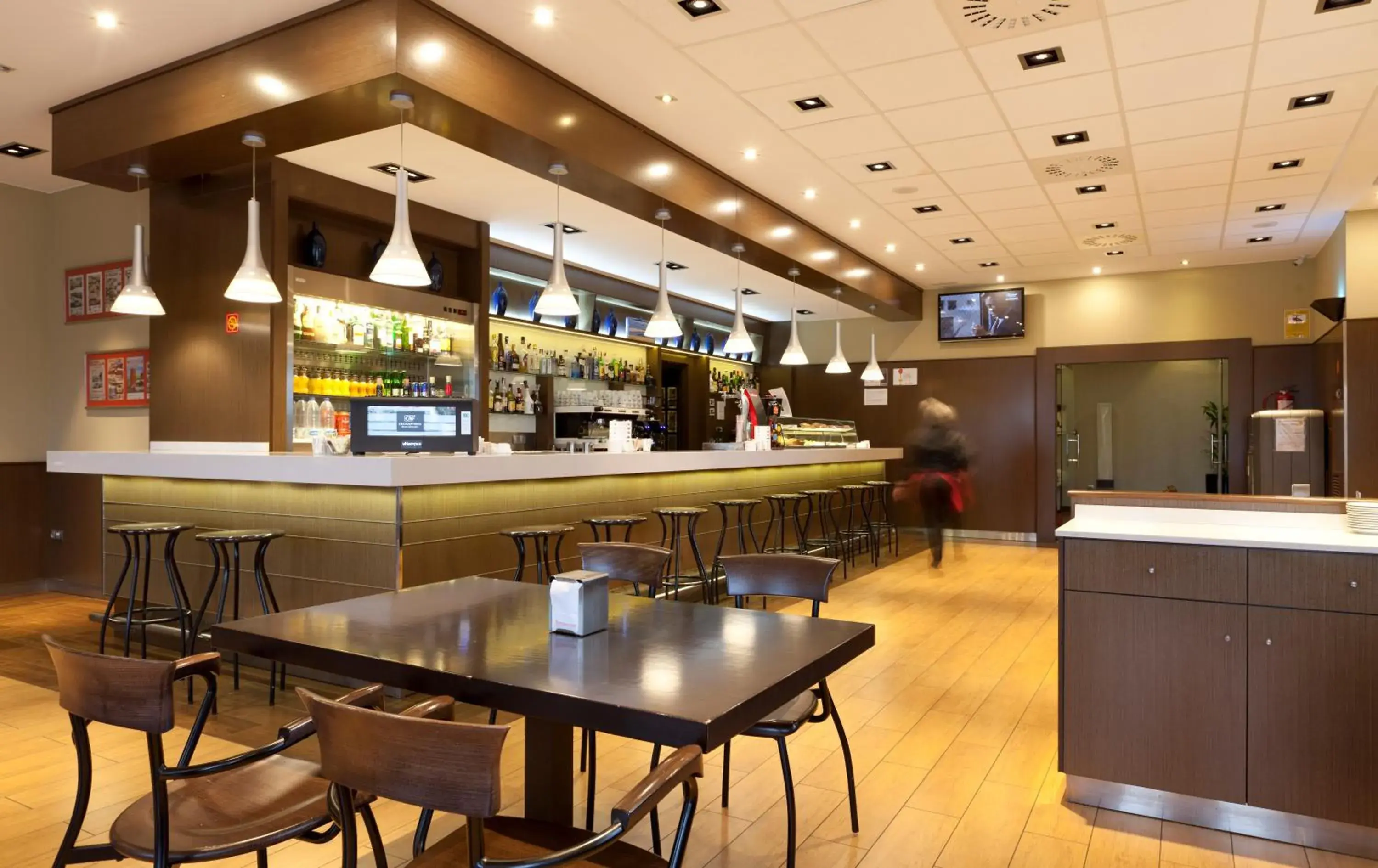 Lounge or bar in Hotel Ciudad de Alcañiz Lounge or bar in Hotel Ciudad de Alcañiz