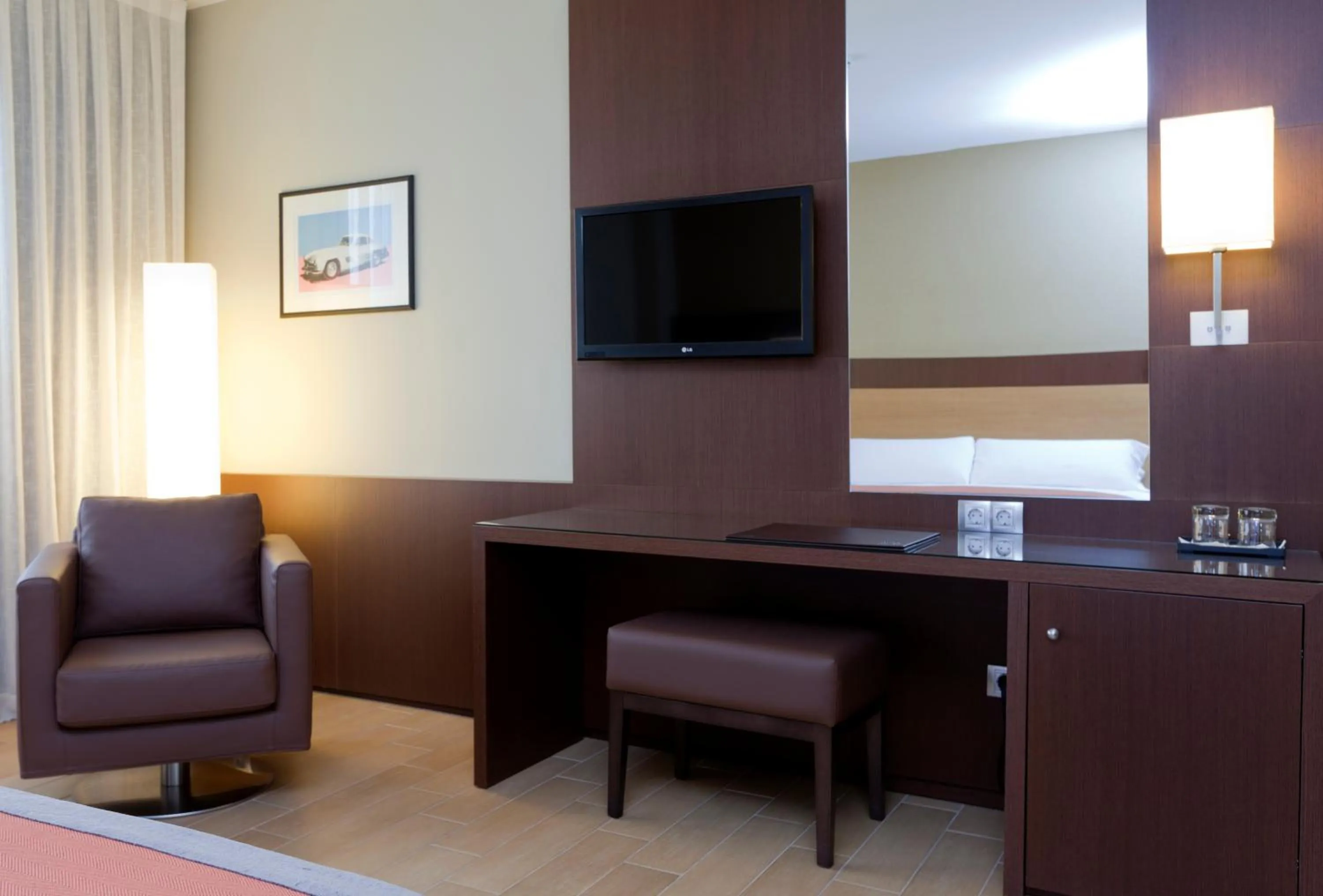 TV and multimedia in Hotel Ciudad de Alcañiz