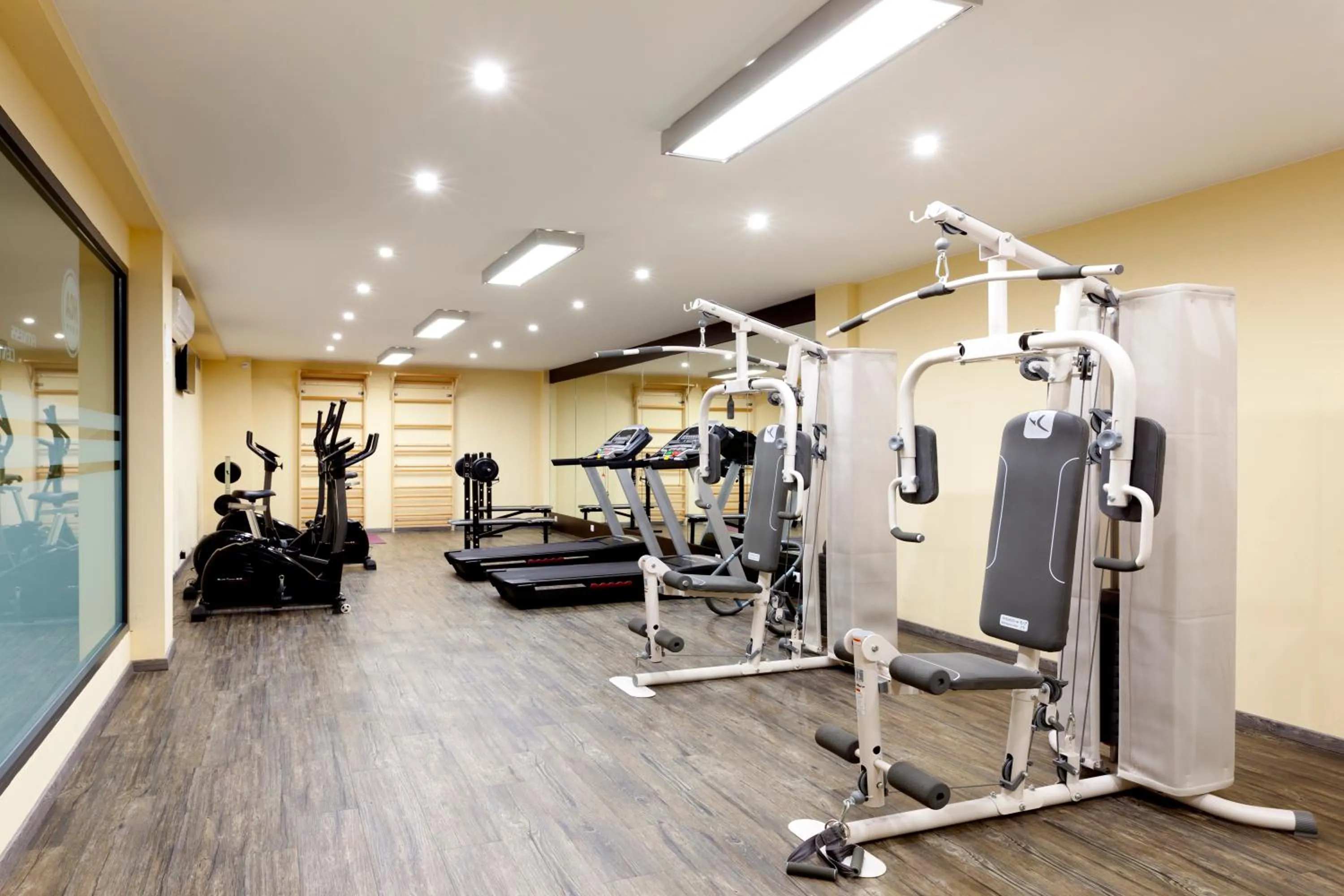 Fitness centre/facilities in Hotel Ciudad de Alcañiz