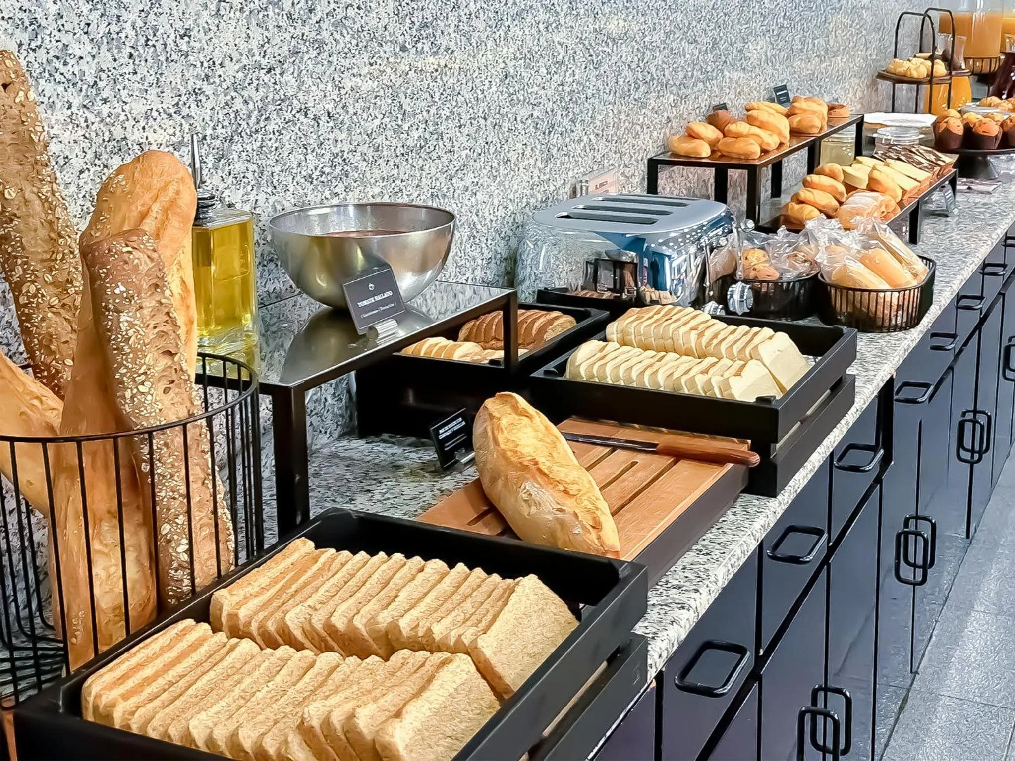 Buffet breakfast in Hotel Ciudad de Alcañiz