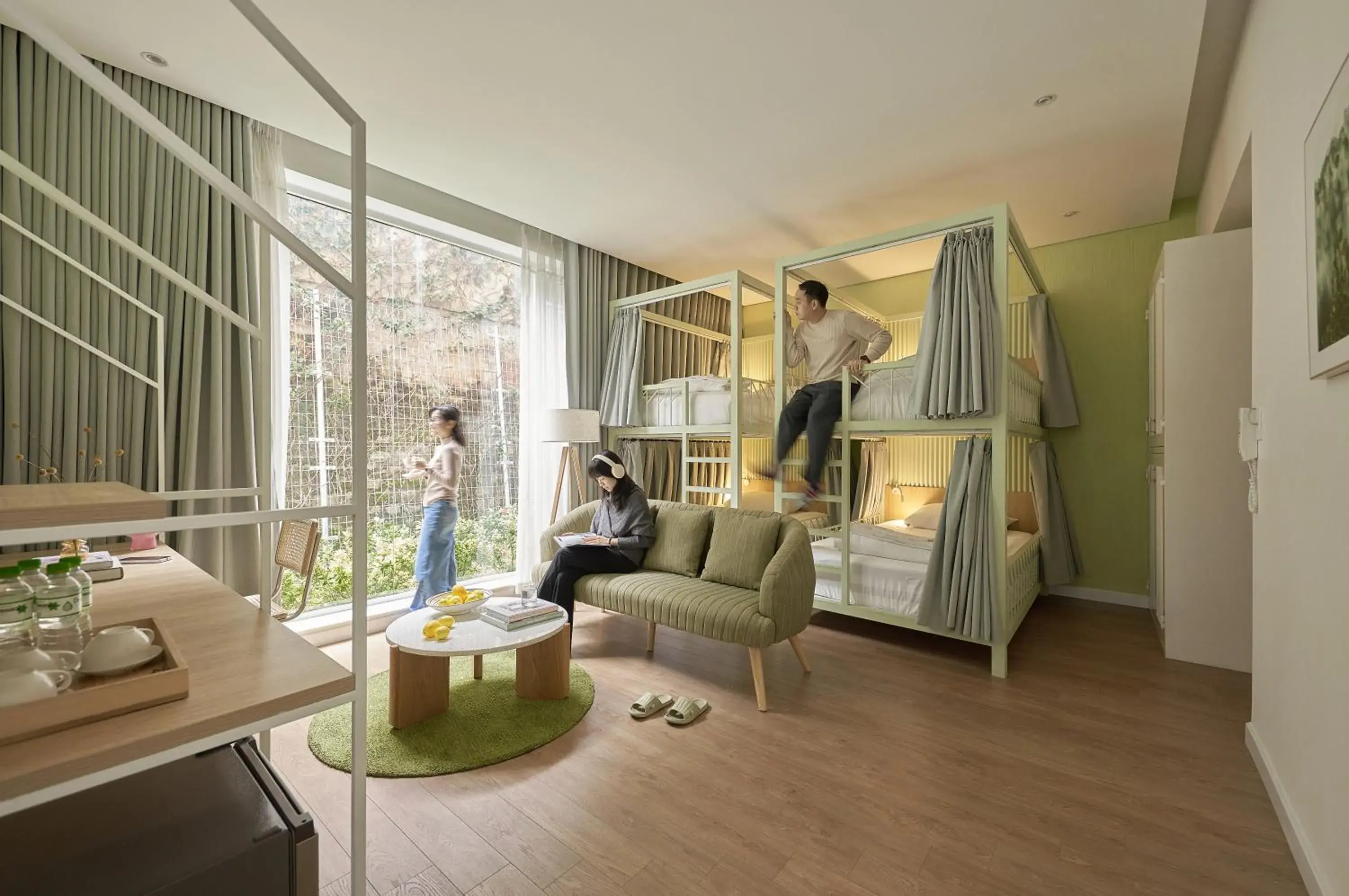 People, Bed in Adela Hotel Dalat People, Bed in Adela Hotel Dalat