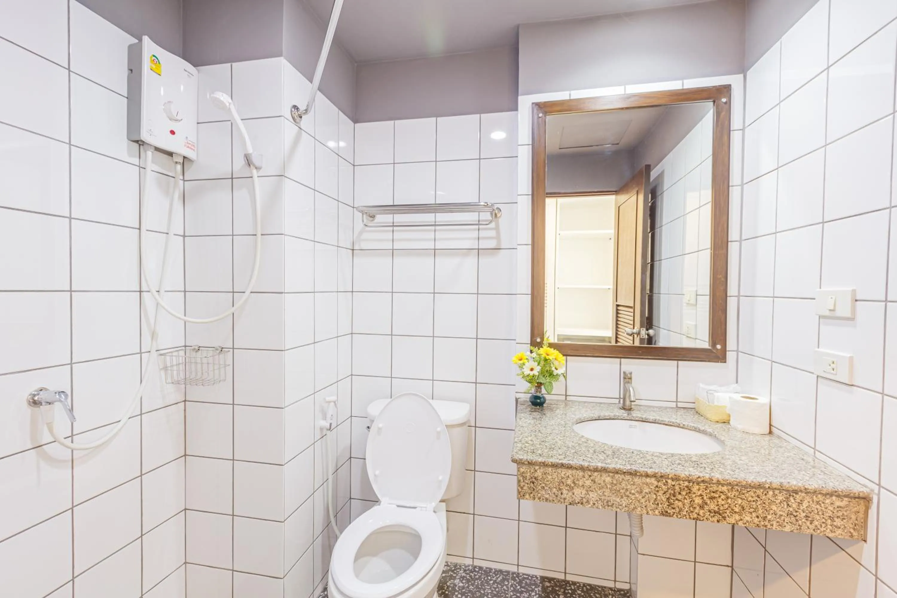 Shower in South Siam Hotel