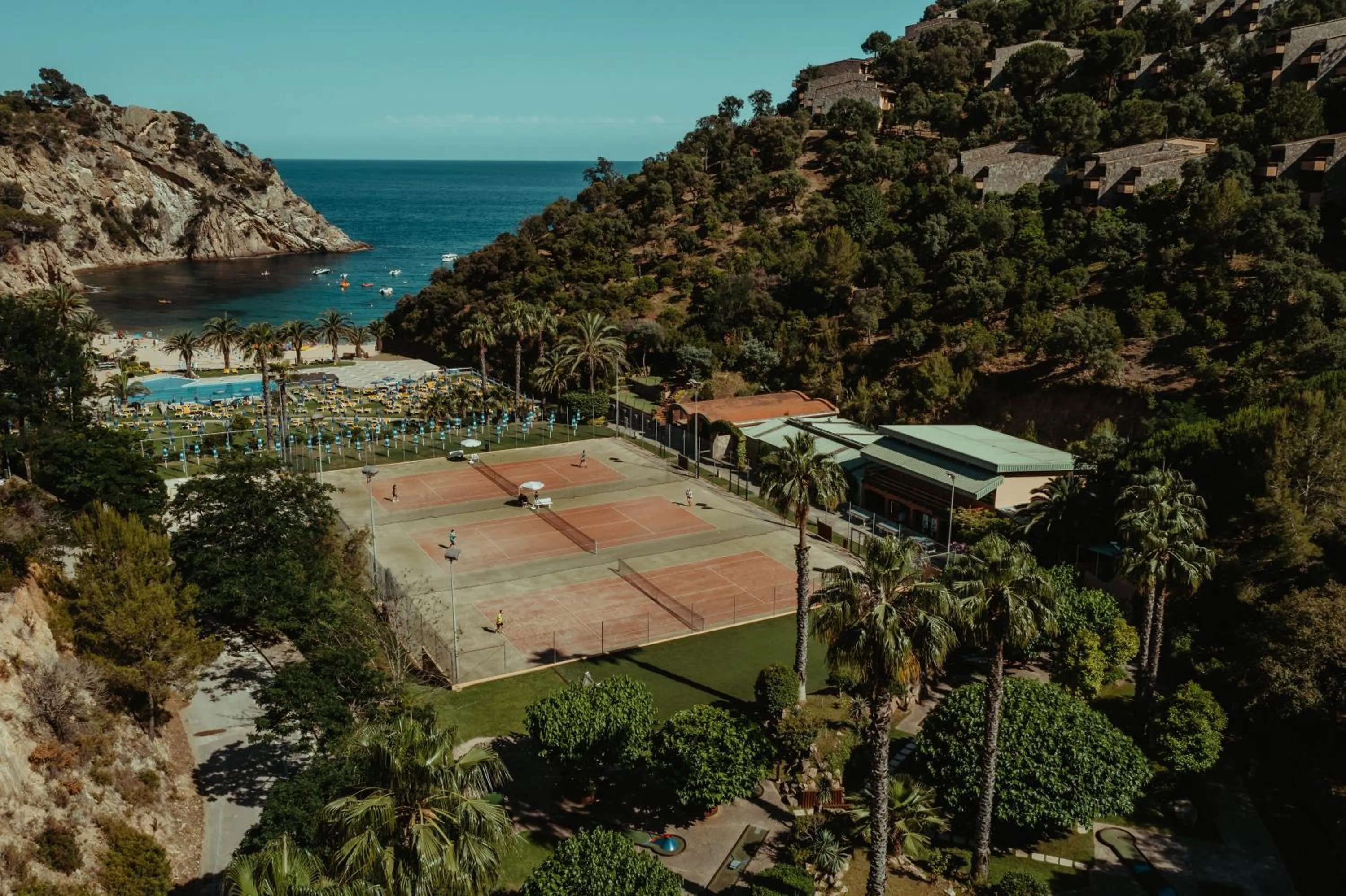 Tennis court, Bird's-eye View in Pola Giverola Resort