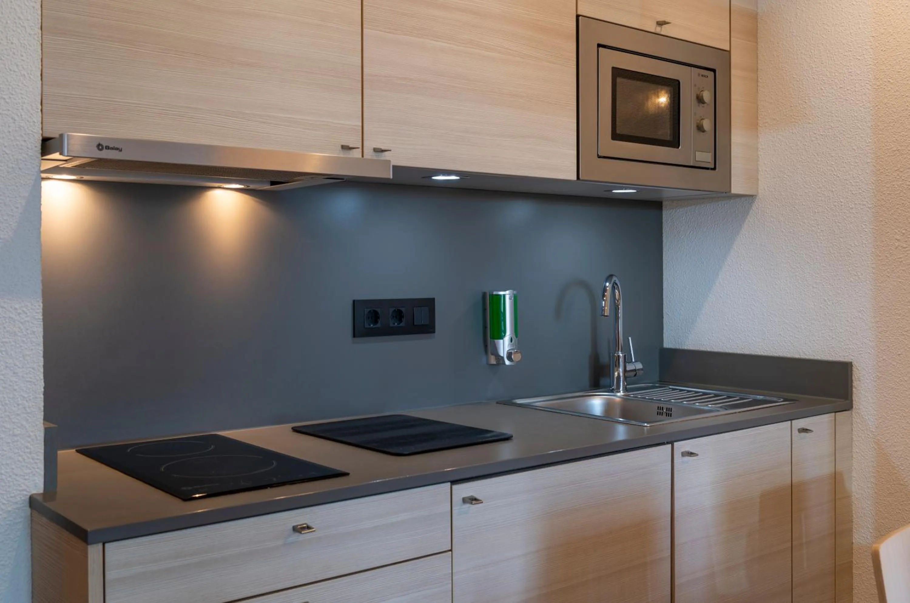 Kitchen or kitchenette in Almirall Apartaments