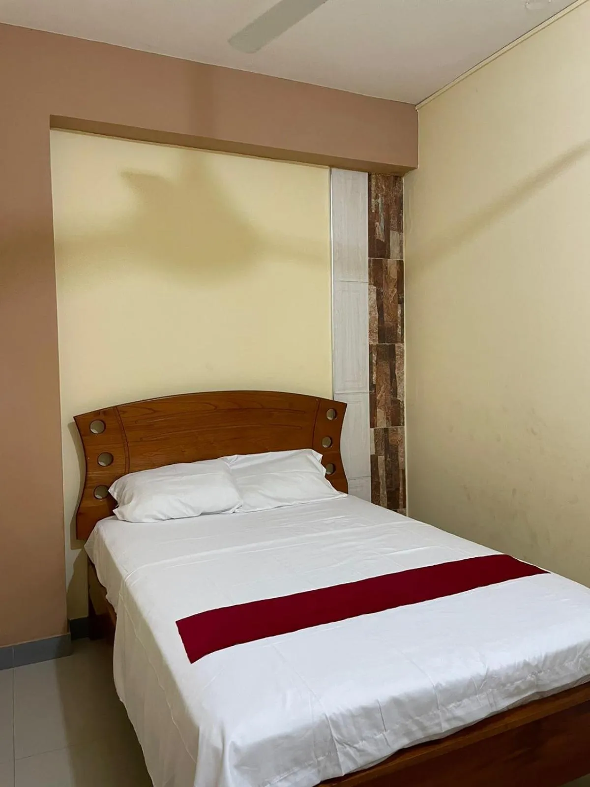 Bed in Emanuel&Cavita