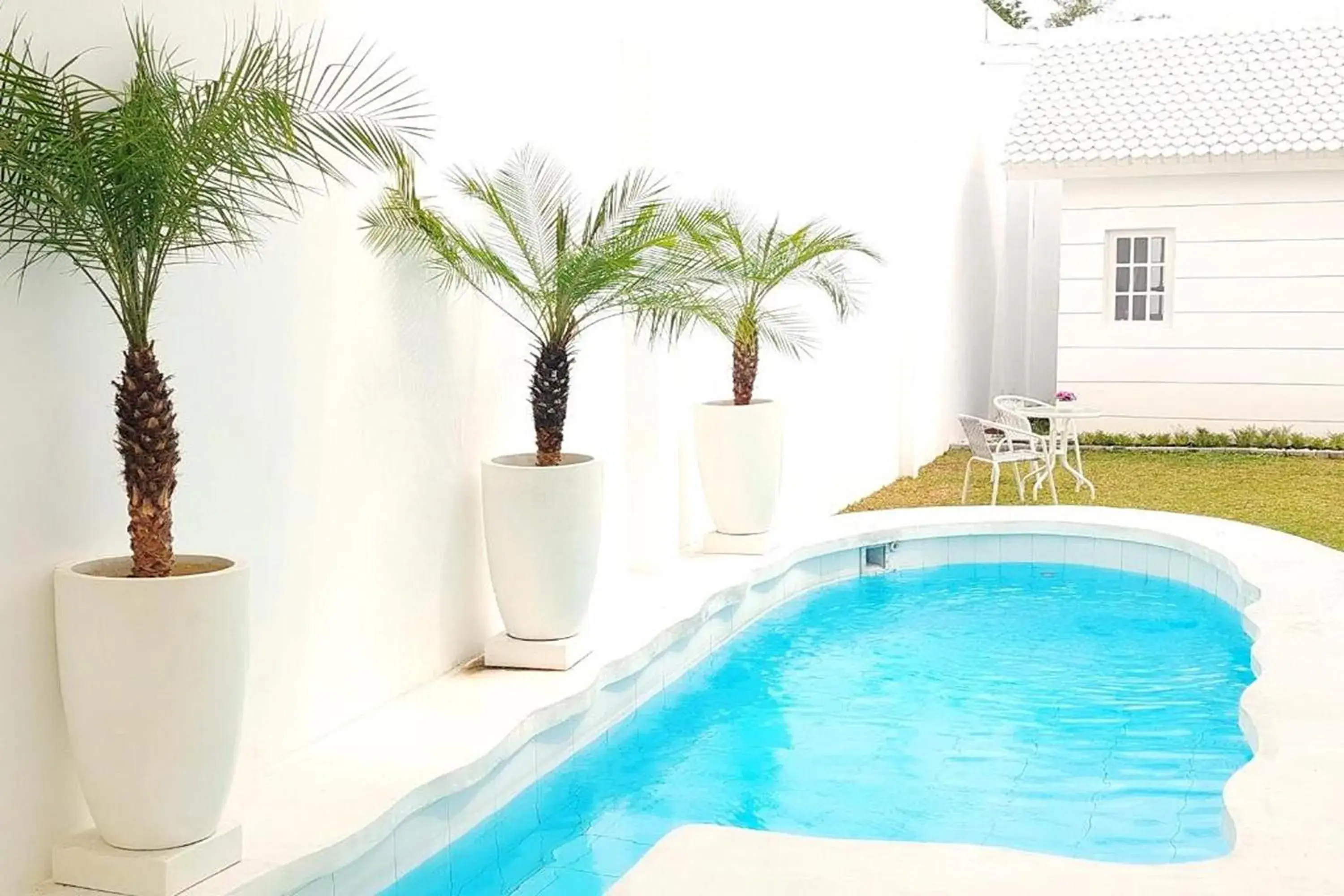 Swimming pool in Floraison Living Villa Swimming pool in Floraison Living Villa