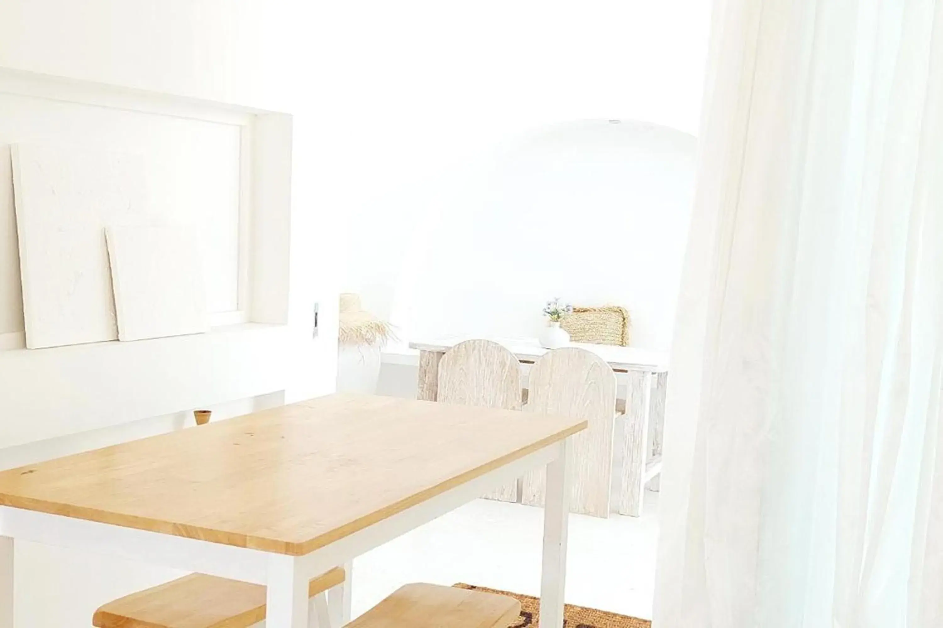 Dining area, Bed in Floraison Living Villa Dining area, Bed in Floraison Living Villa