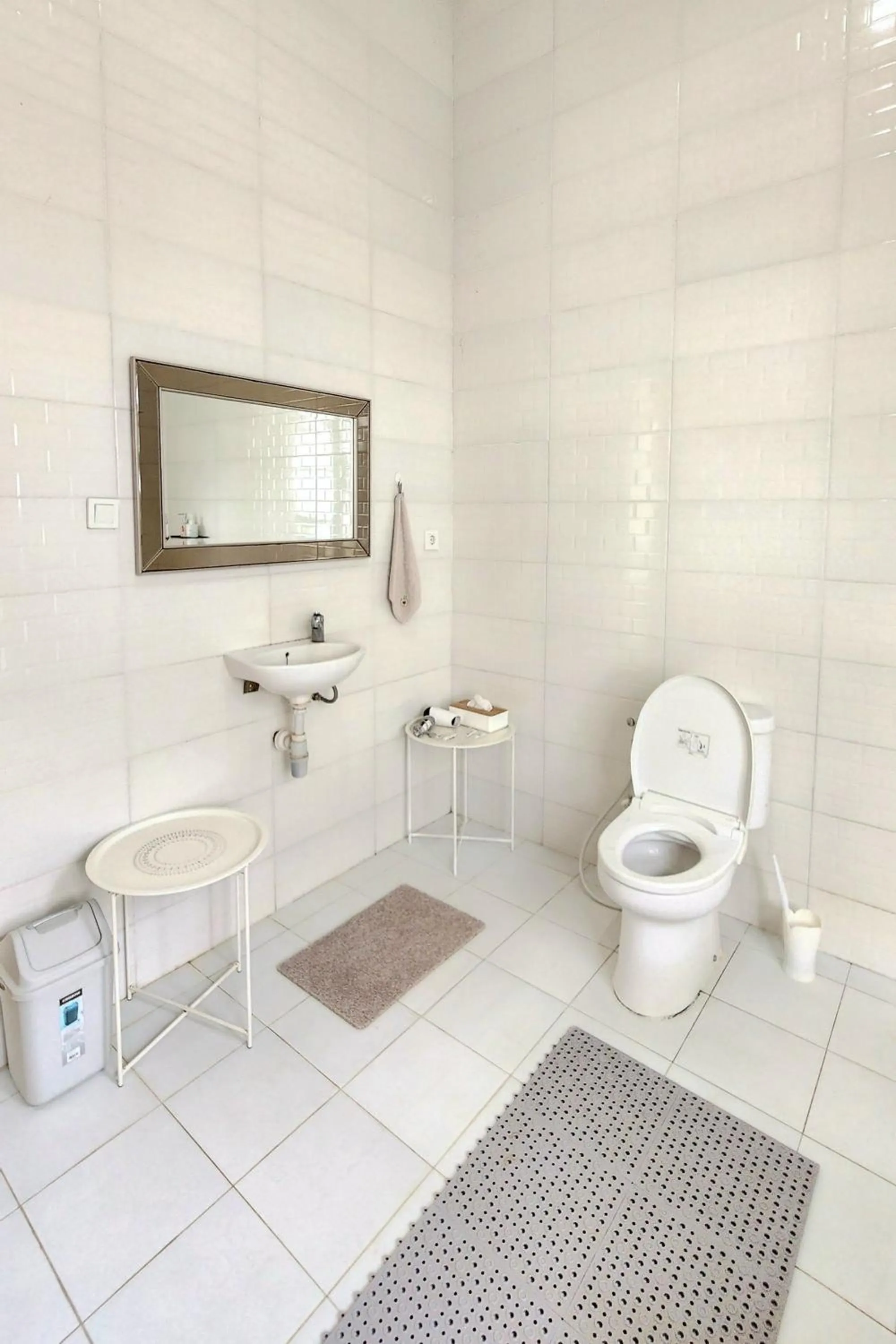 Bathroom in Floraison Living Villa Yogyakarta