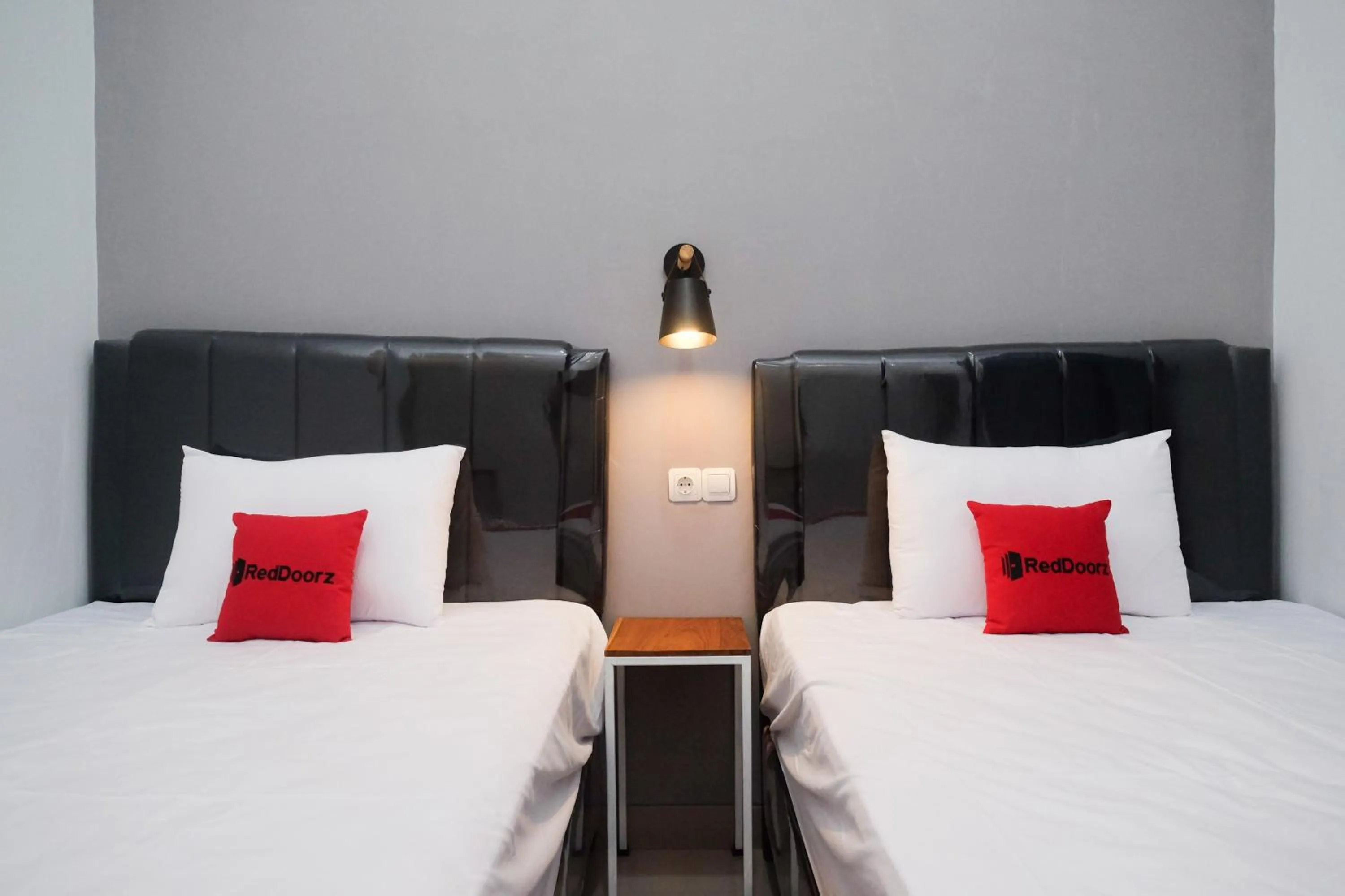 Bedroom, Bed in RedDoorz Plus near Alun Alun Kota Blora