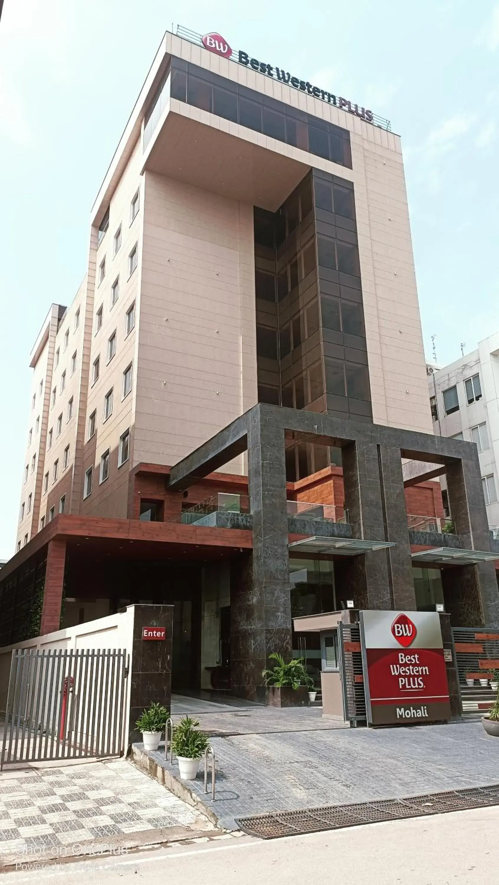 Property building in Best Western Plus Chandigarh Mohali Property building in Best Western Plus Chandigarh Mohali