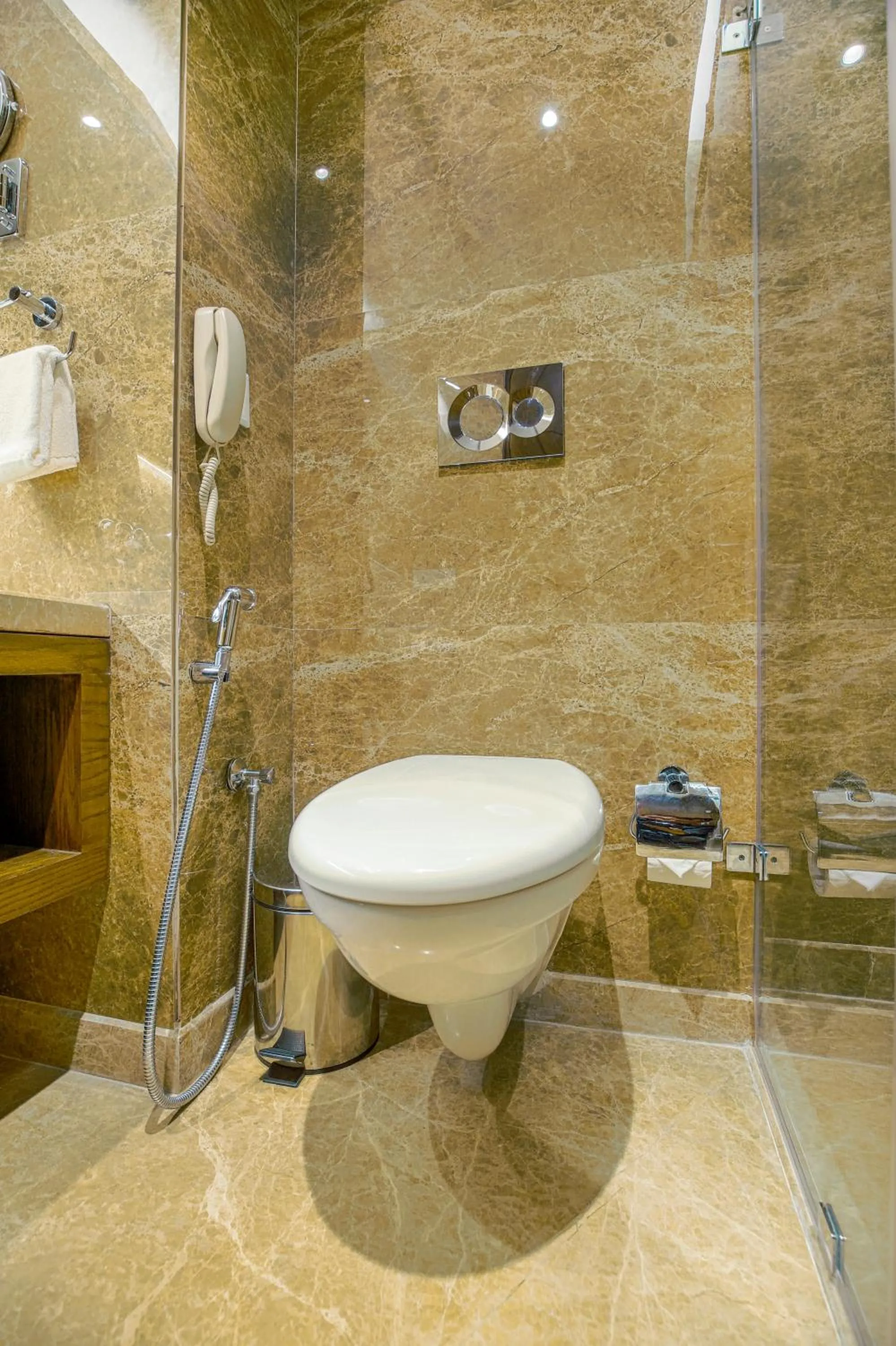 Toilet in Best Western Plus Chandigarh Mohali
