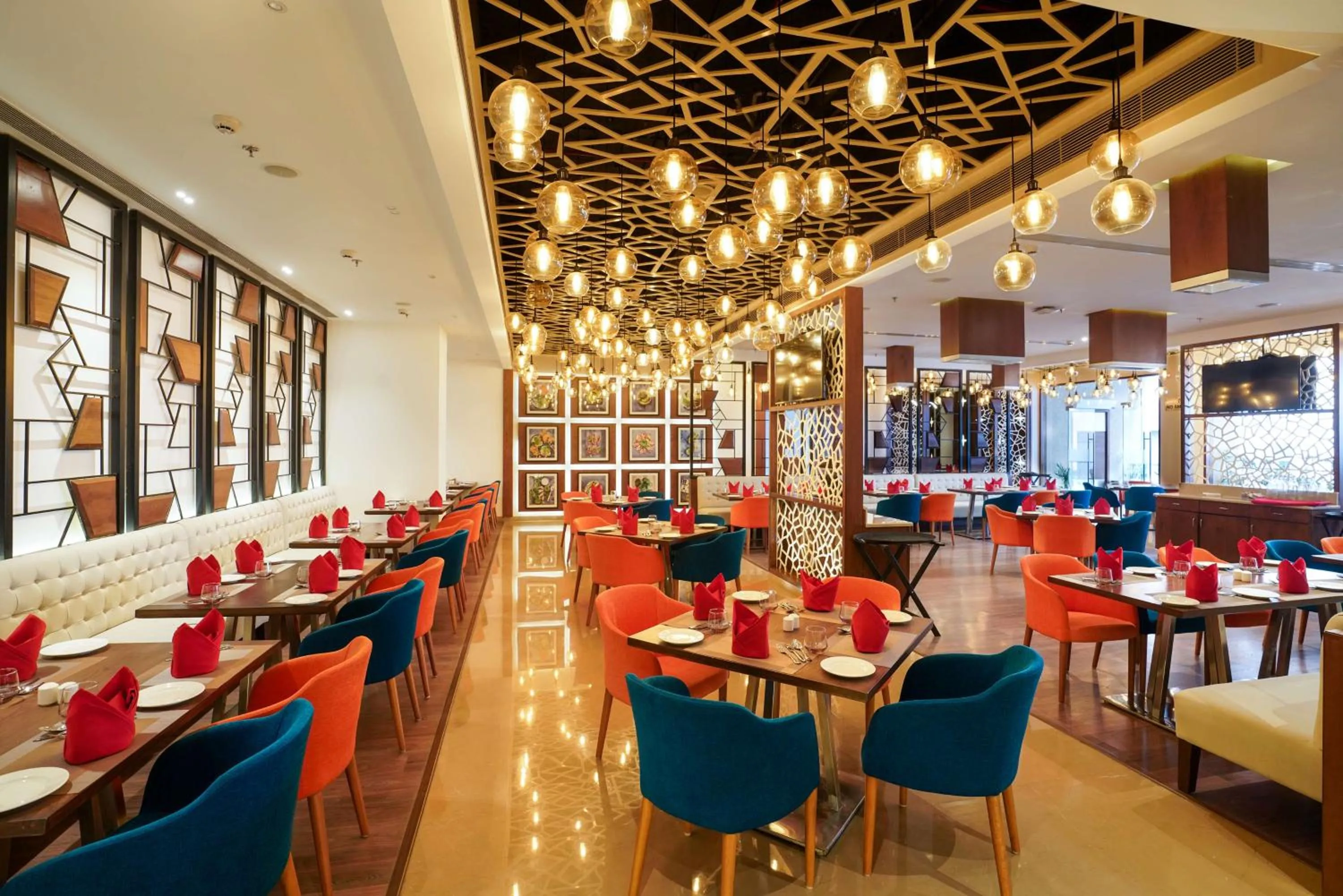 Restaurant/places to eat in Best Western Plus Chandigarh Mohali