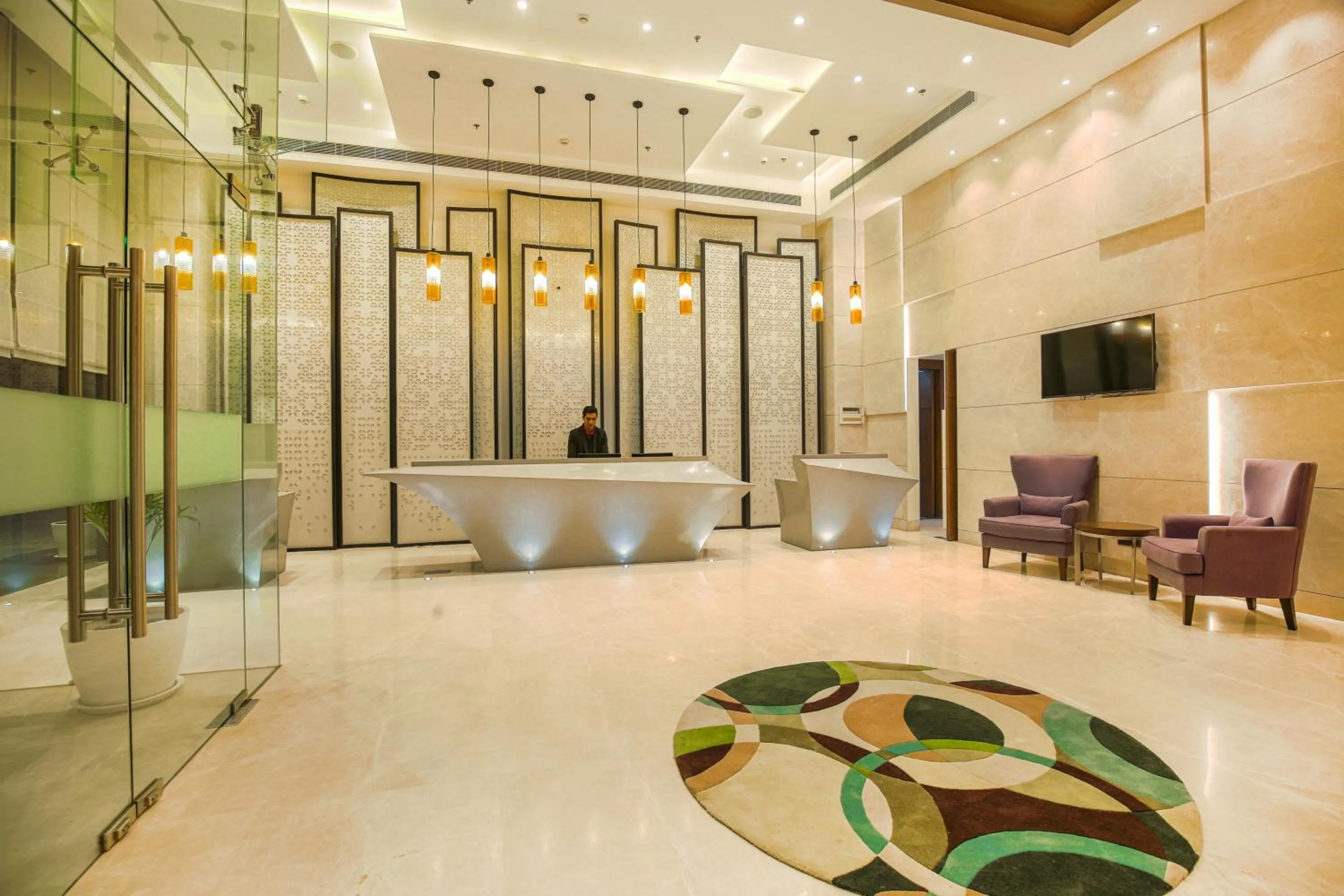 Lobby or reception in Best Western Plus Chandigarh Mohali
