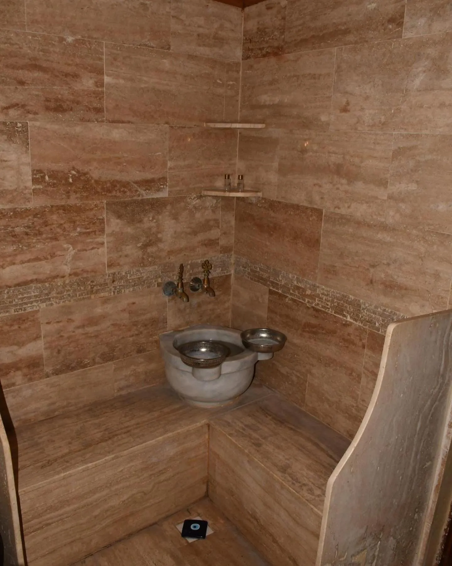 Bathroom in Deniss Pension