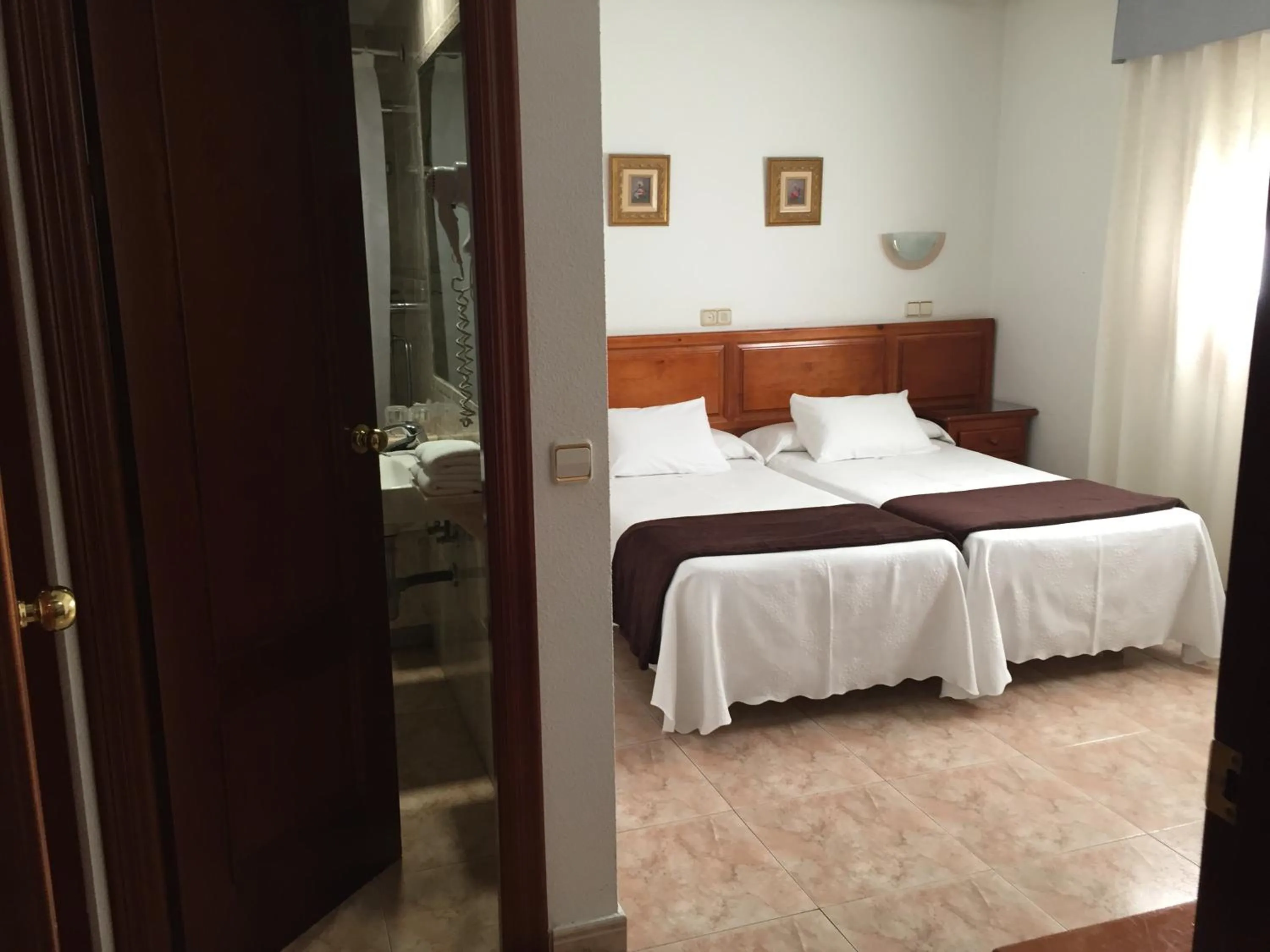 Day, Bed in Hotel Martin