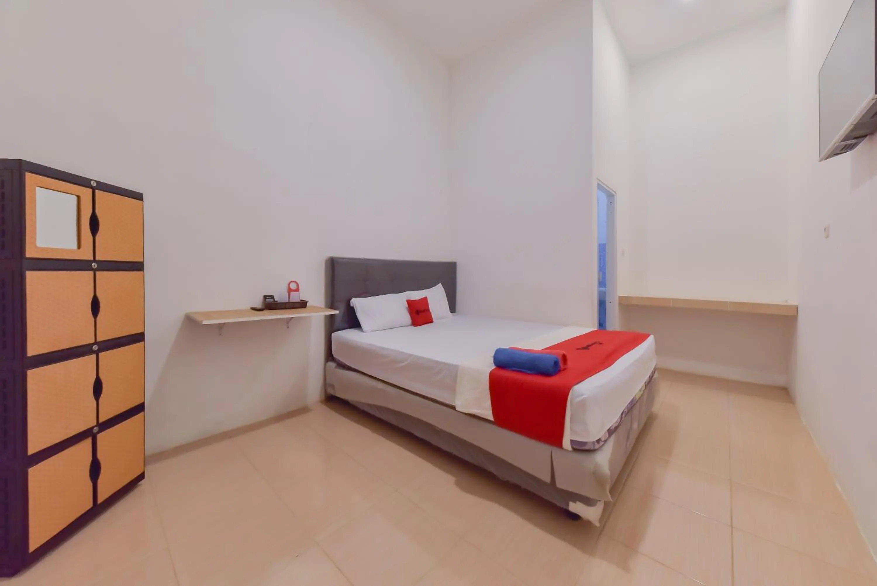 Bed in Reddoorz near Juwata Airport Tarakan
