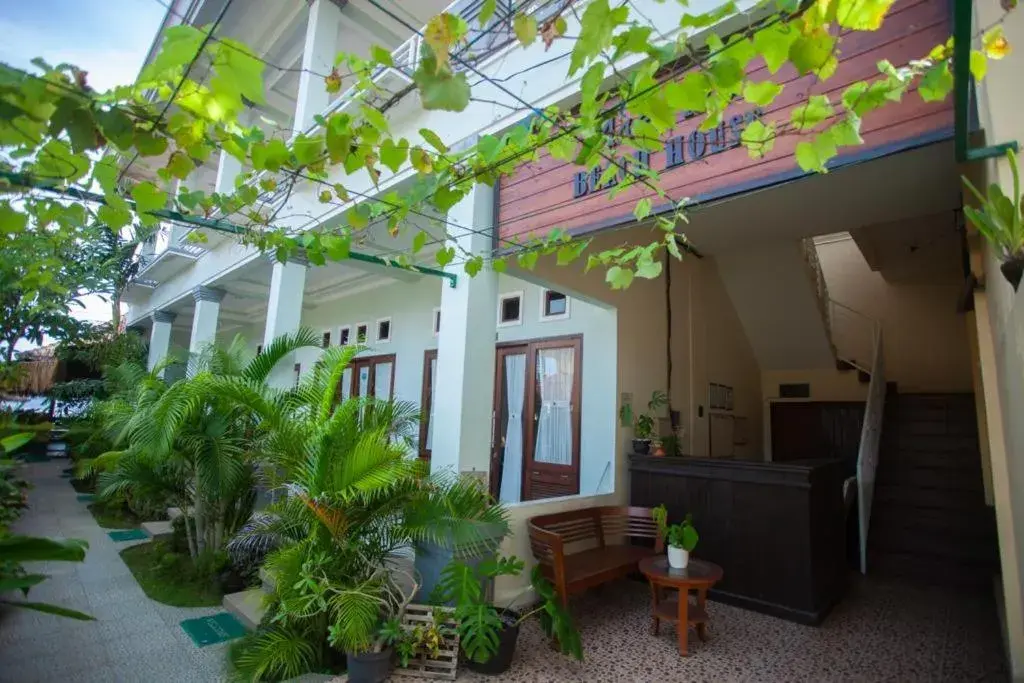 Mae Mae Beach House Mae Mae Beach House