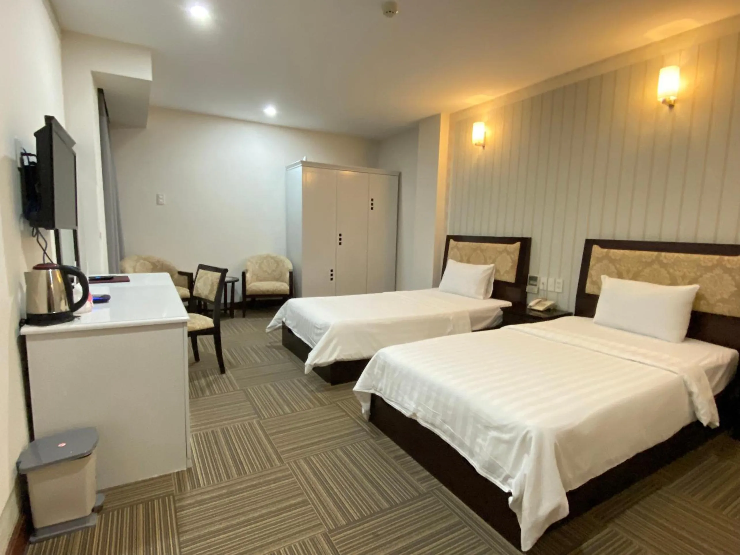 Bed in Đông Kinh Hotel