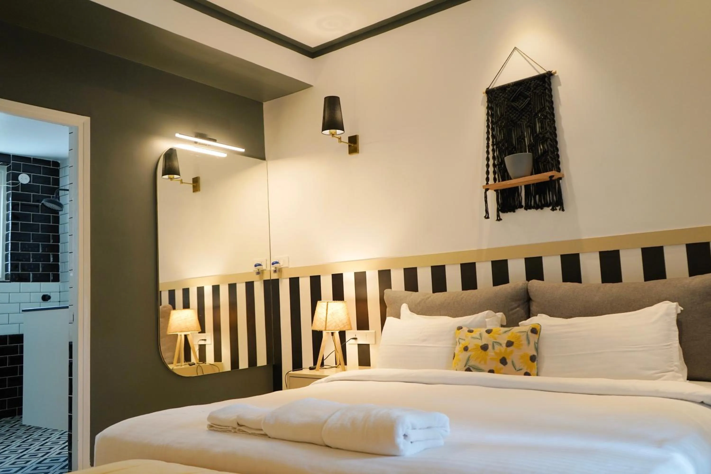 Bedroom, Bed in Richmonde Ananta Elite Luxurious Villa & Apartments,Goa