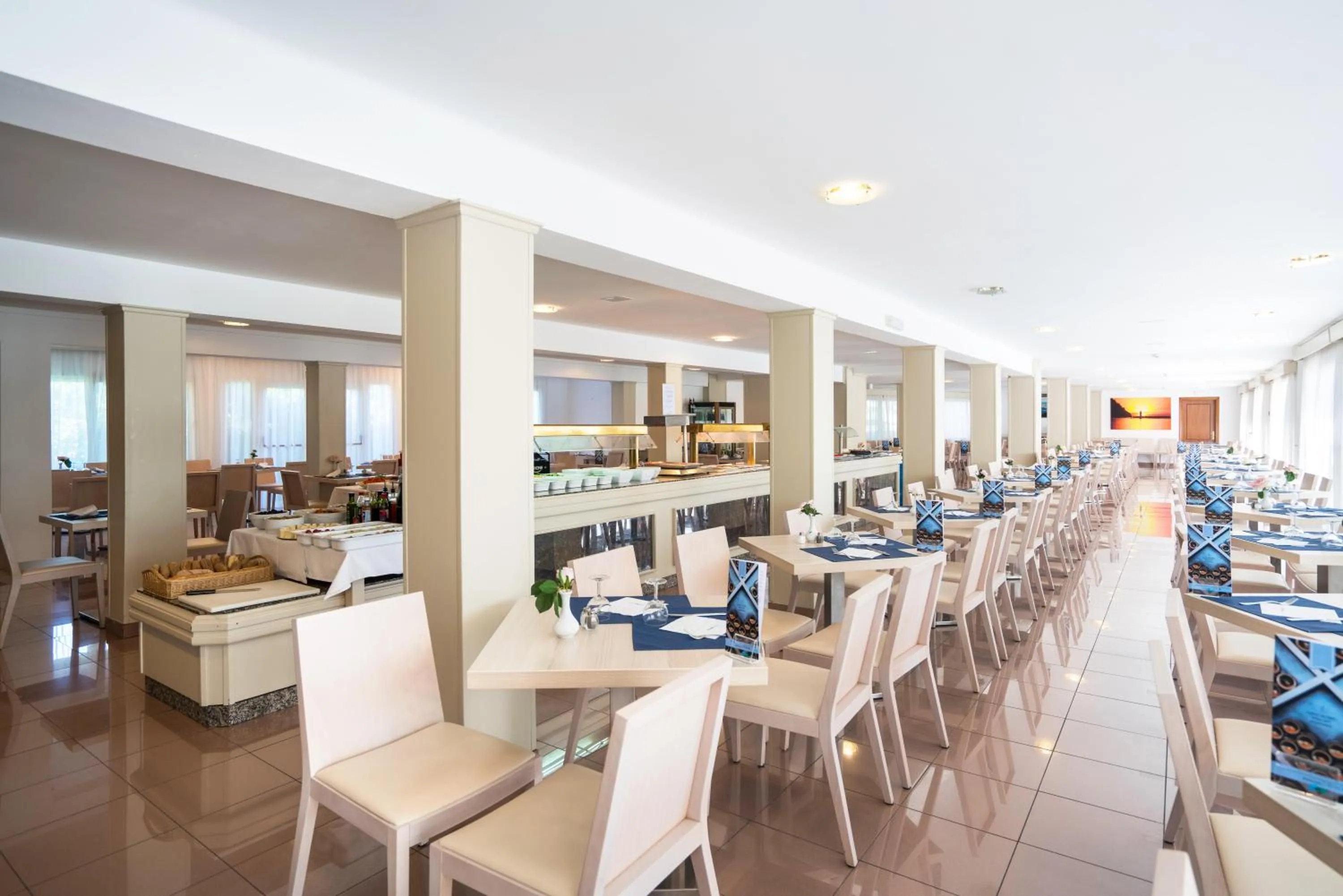 Restaurant/places to eat in THB Dos Playas - Adults Only