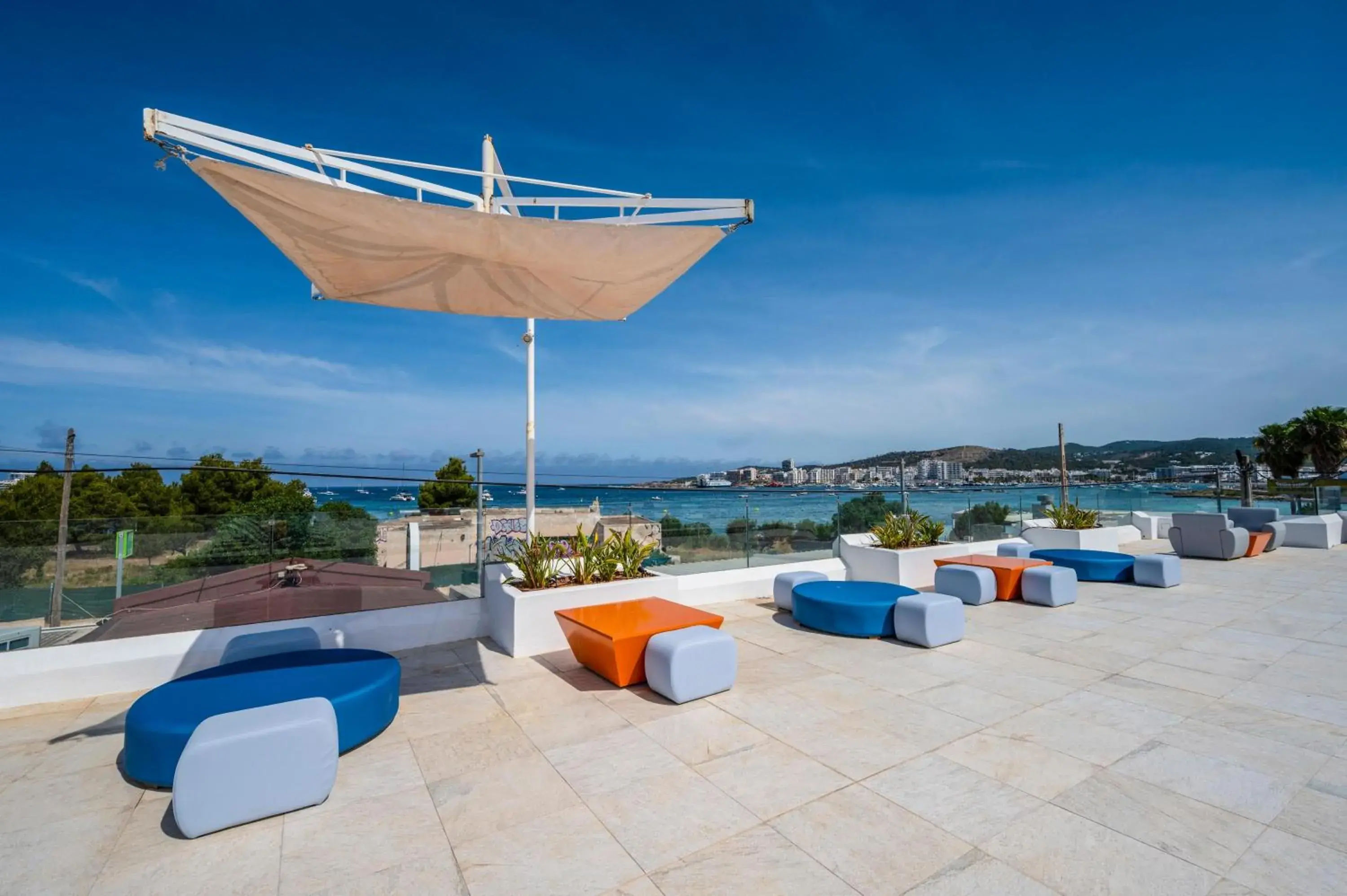 Lounge or bar in THB Naeco Ibiza - Adults Only Lounge or bar in THB Naeco Ibiza - Adults Only