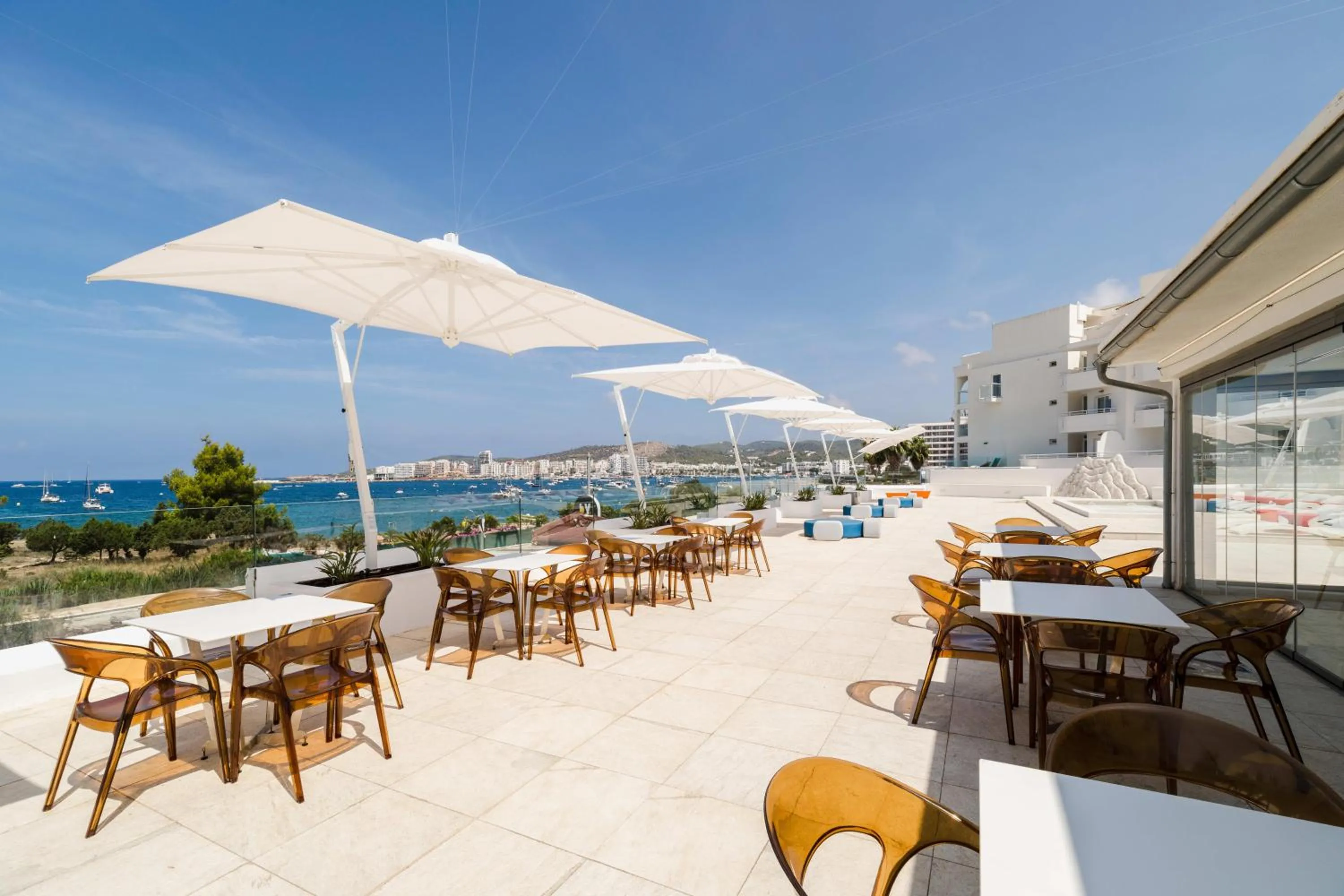 Restaurant/places to eat in THB Naeco Ibiza - Adults Only