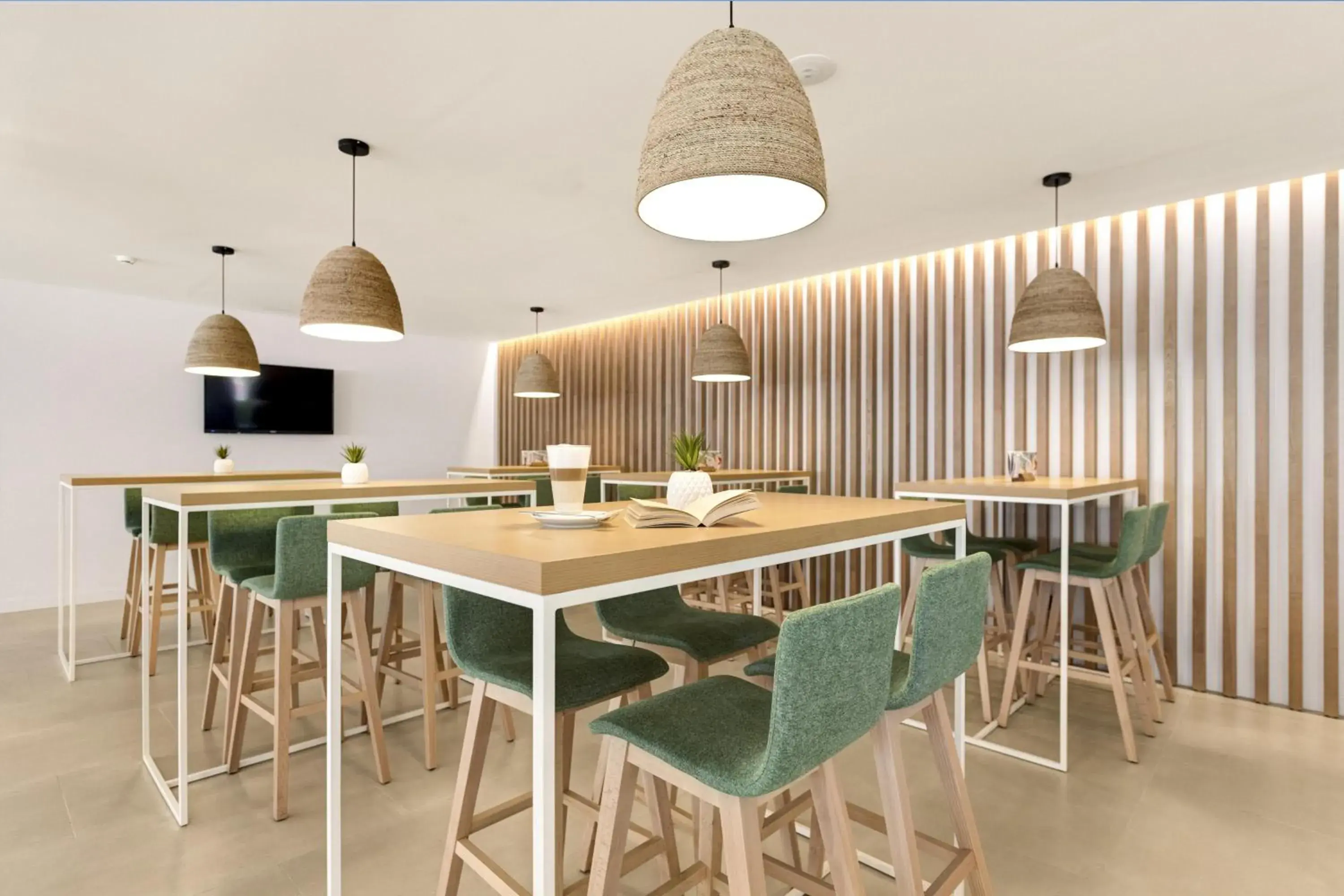 Lounge or bar in THB Gran Playa - Adults Only Lounge or bar in THB Gran Playa - Adults Only