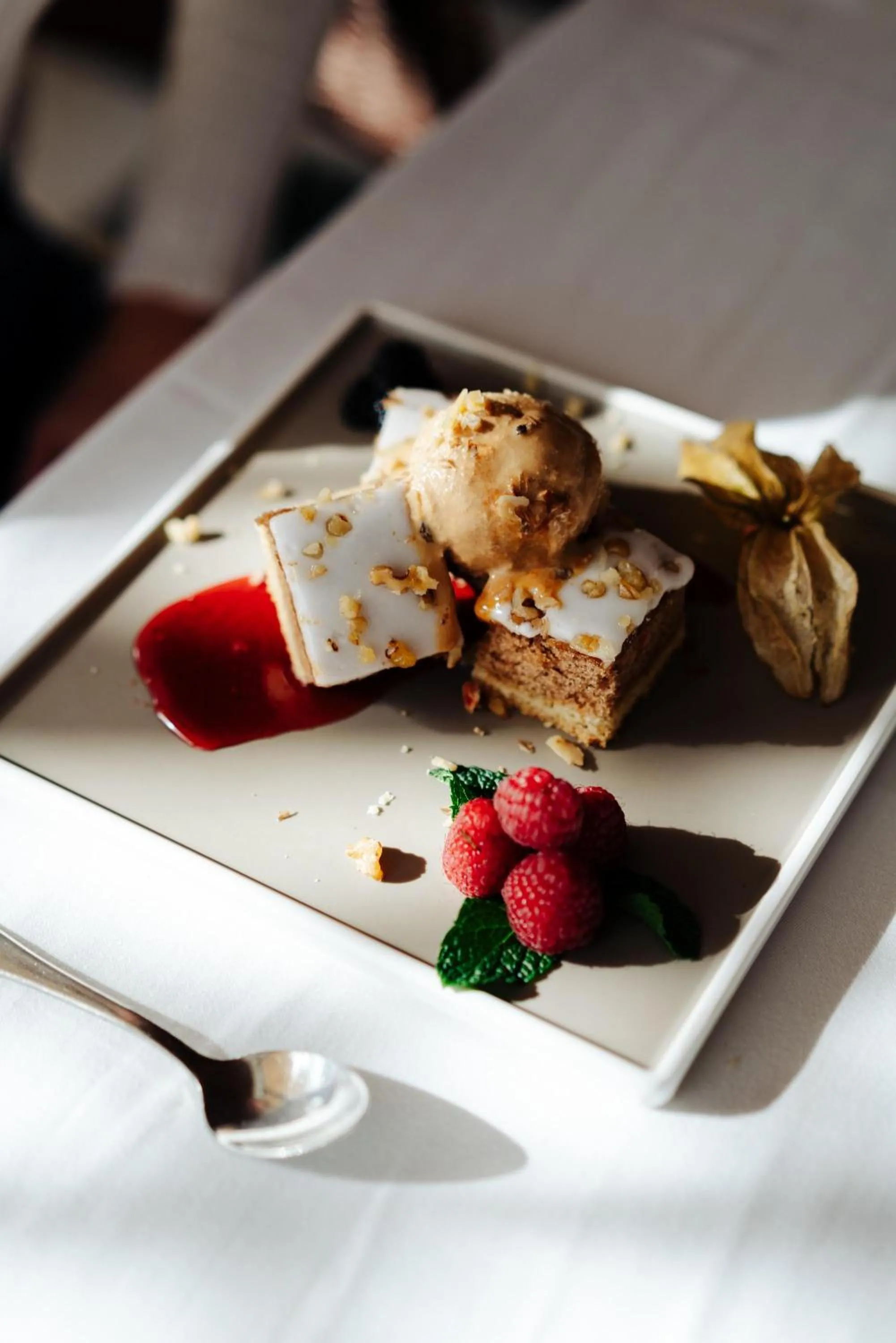 Restaurant/places to eat in THB Felip - Adults Only