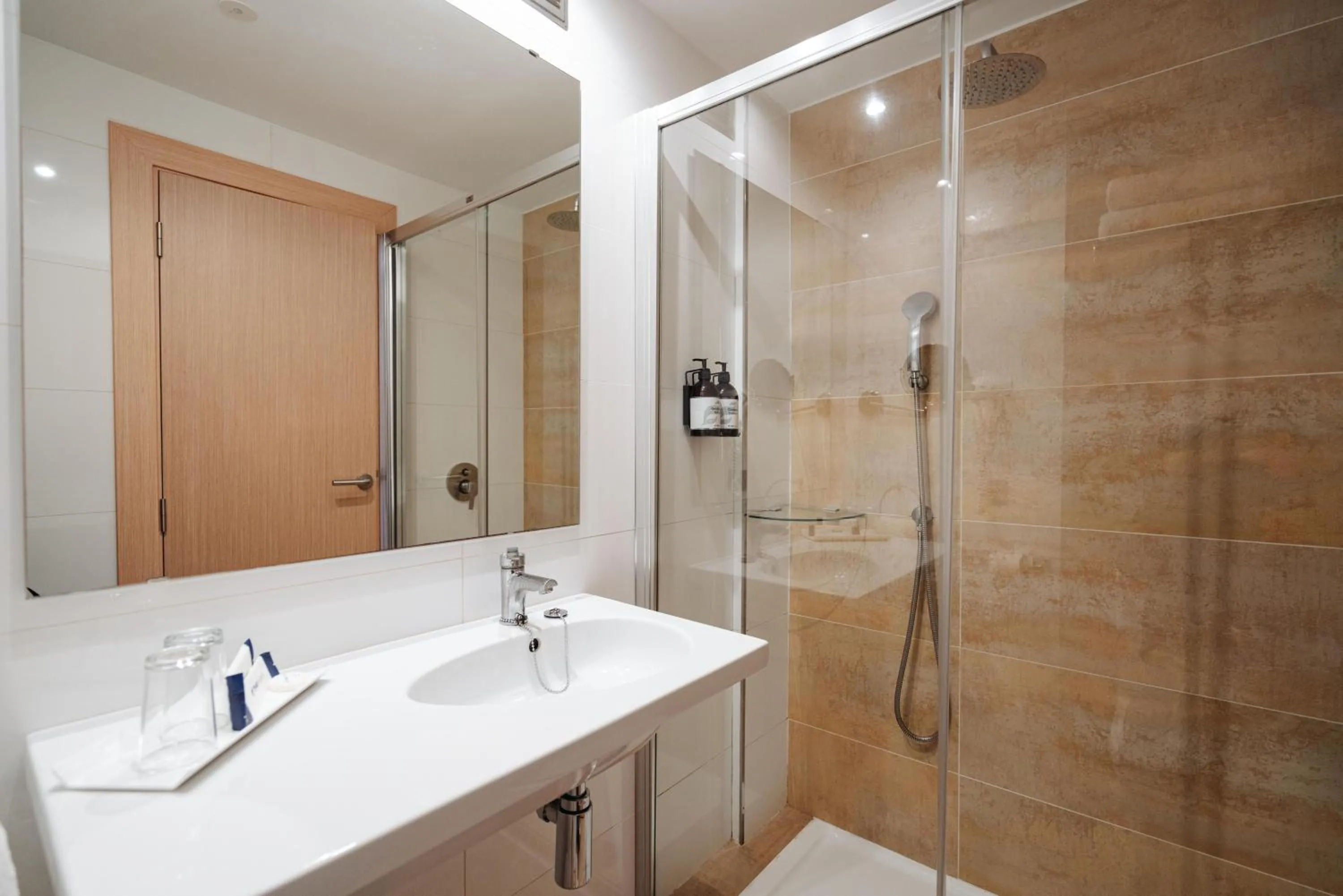 Shower in THB Felip - Adults Only