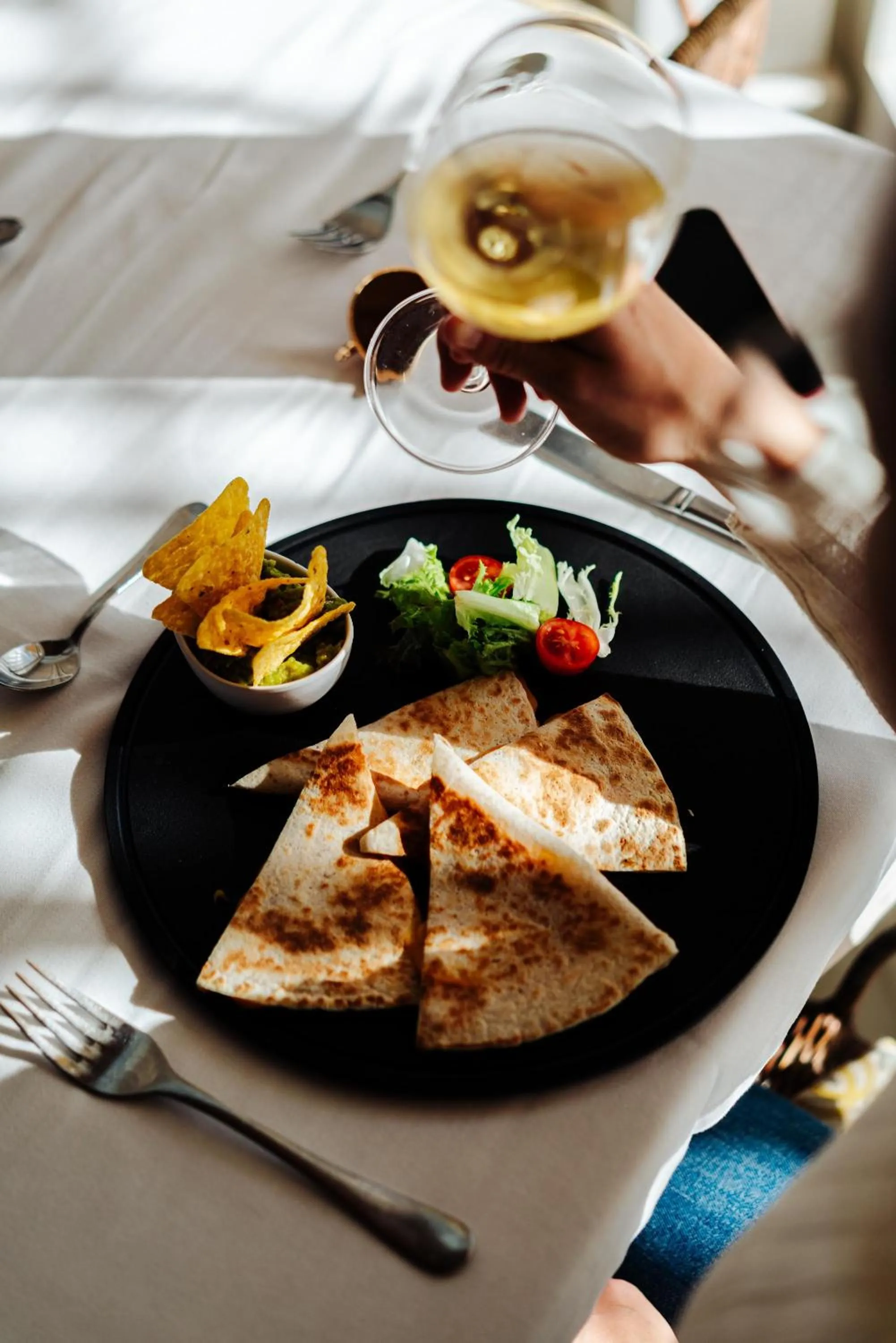 Restaurant/places to eat in THB Felip - Adults Only