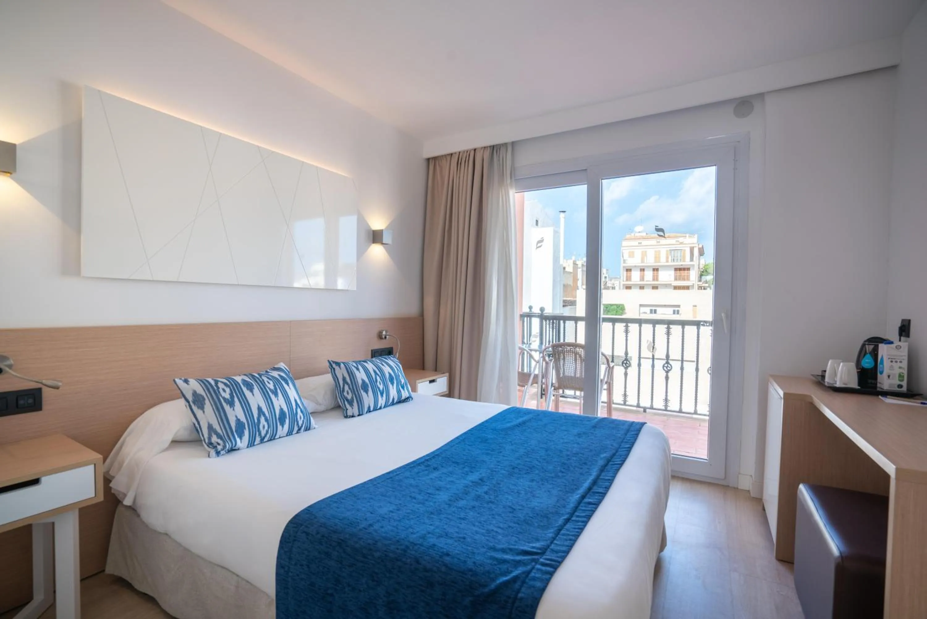 Photo of the whole room, Bed in THB Felip - Adults Only