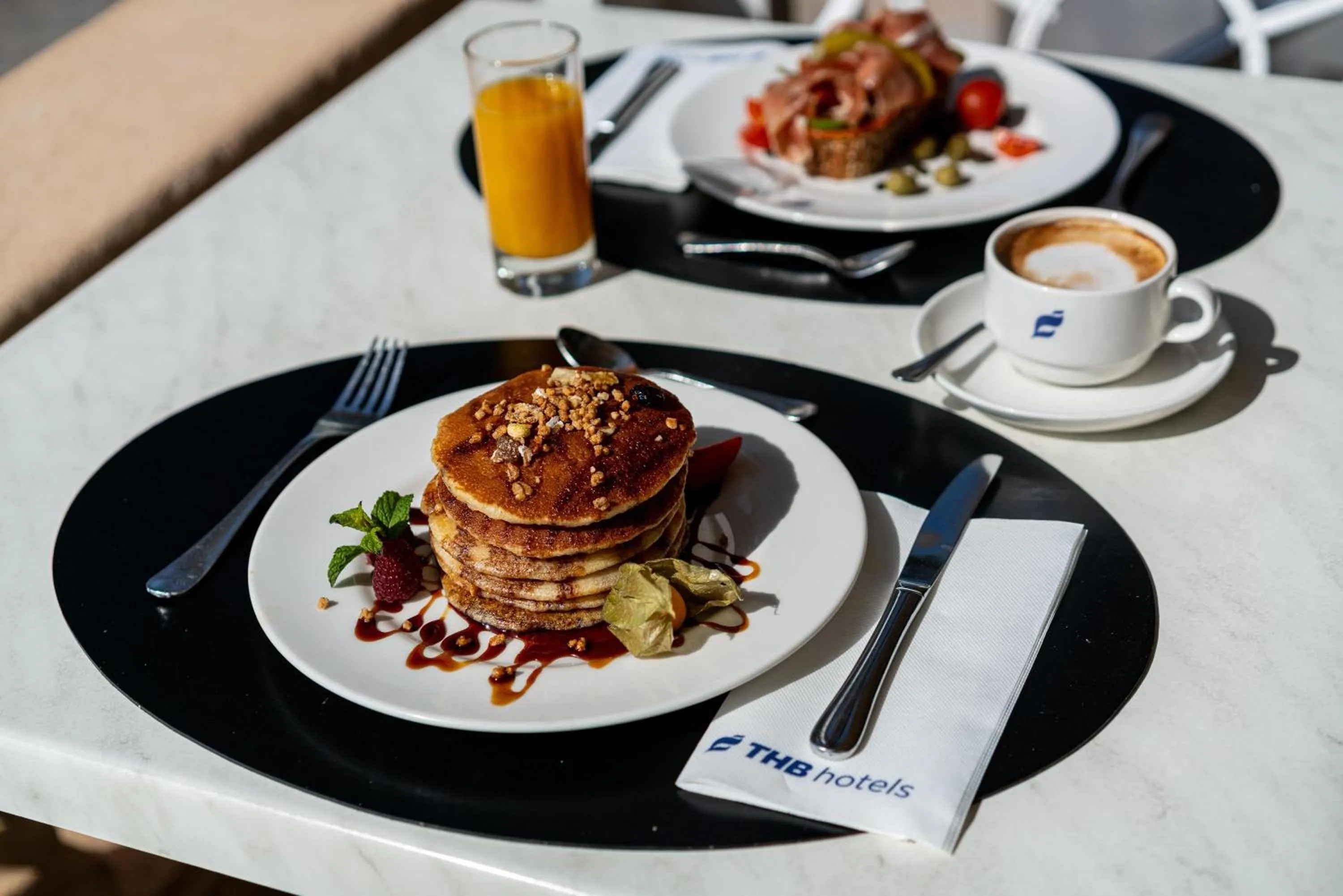 Restaurant/places to eat in THB Felip - Adults Only