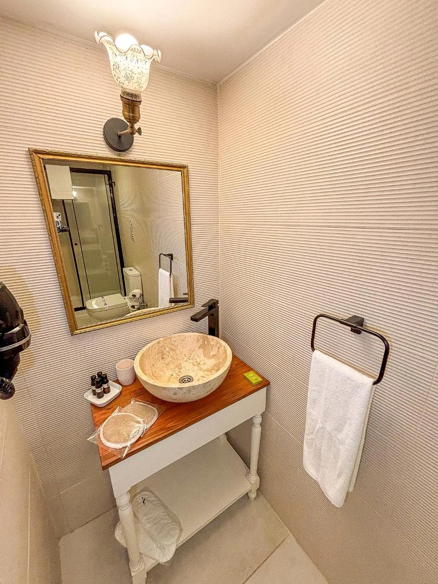 1870's Taş Konak Otel Üç Oda