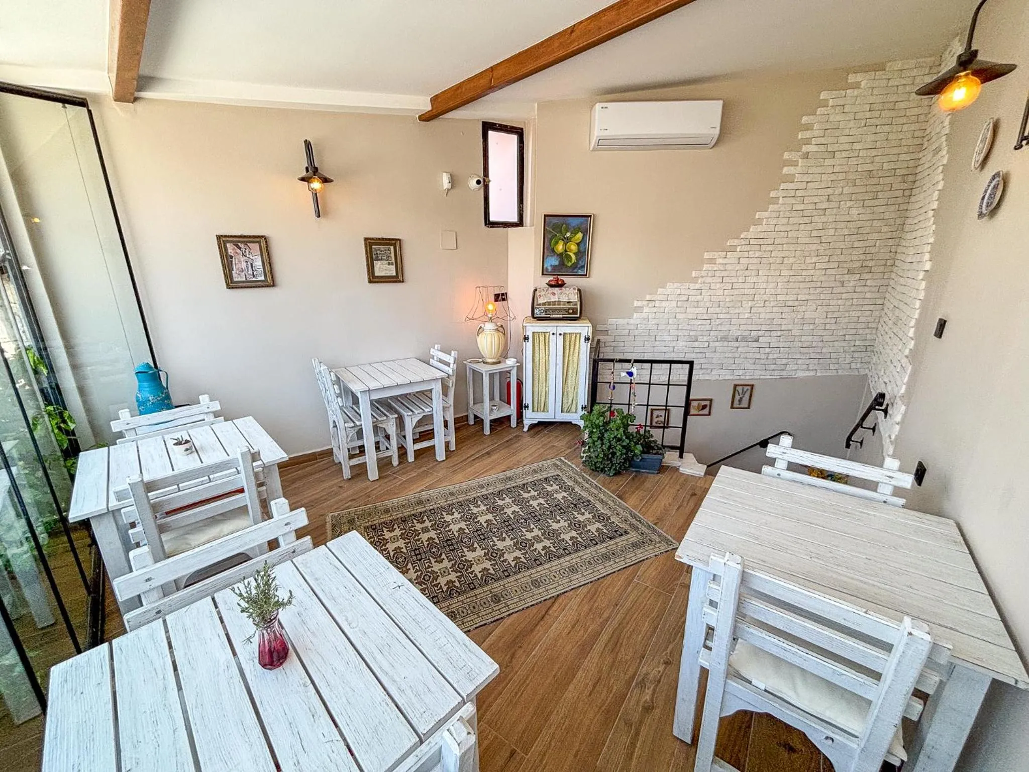 Restaurant/places to eat in 1870's Taş Konak Otel Üç Oda