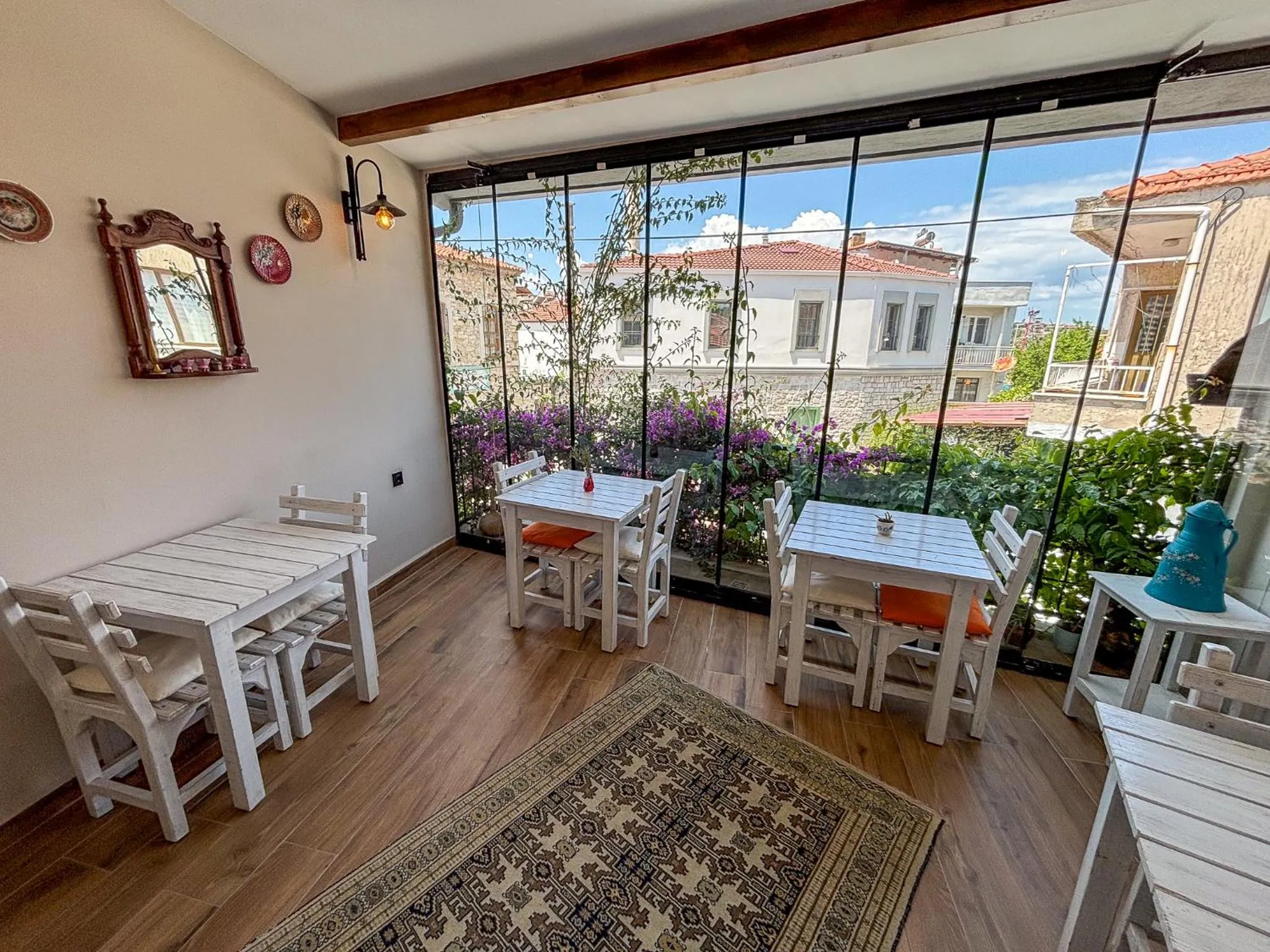 Restaurant/places to eat in 1870's Taş Konak Otel Üç Oda