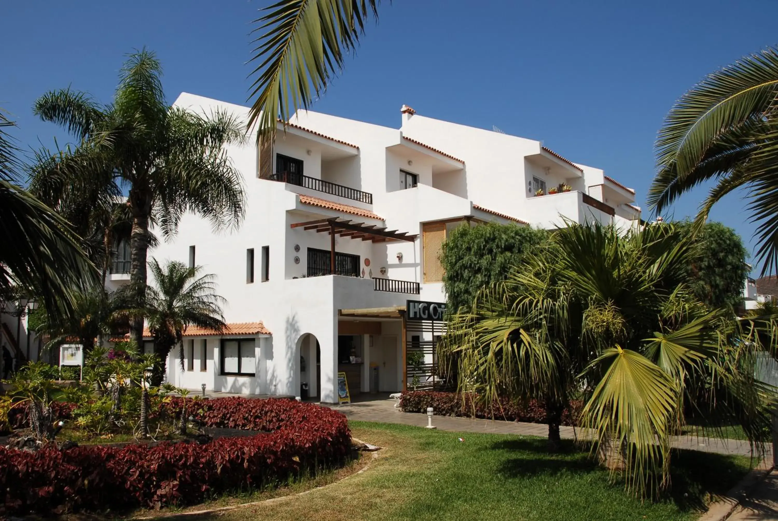 Facade/entrance in Apartamentos HG Cristian Sur Facade/entrance in Apartamentos HG Cristian Sur