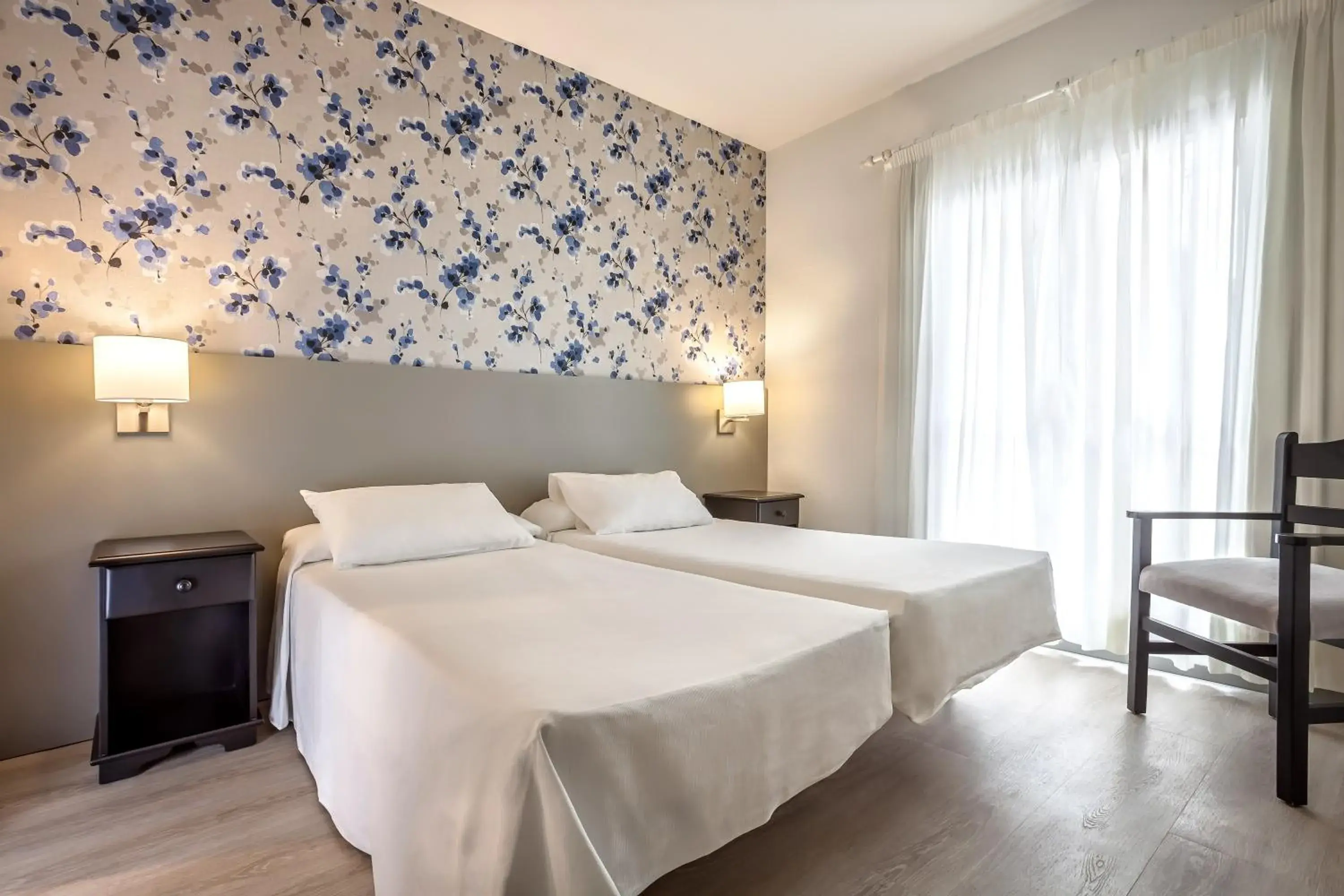 Decorative detail, Bed in Apartamentos HG Cristian Sur Decorative detail, Bed in Apartamentos HG Cristian Sur