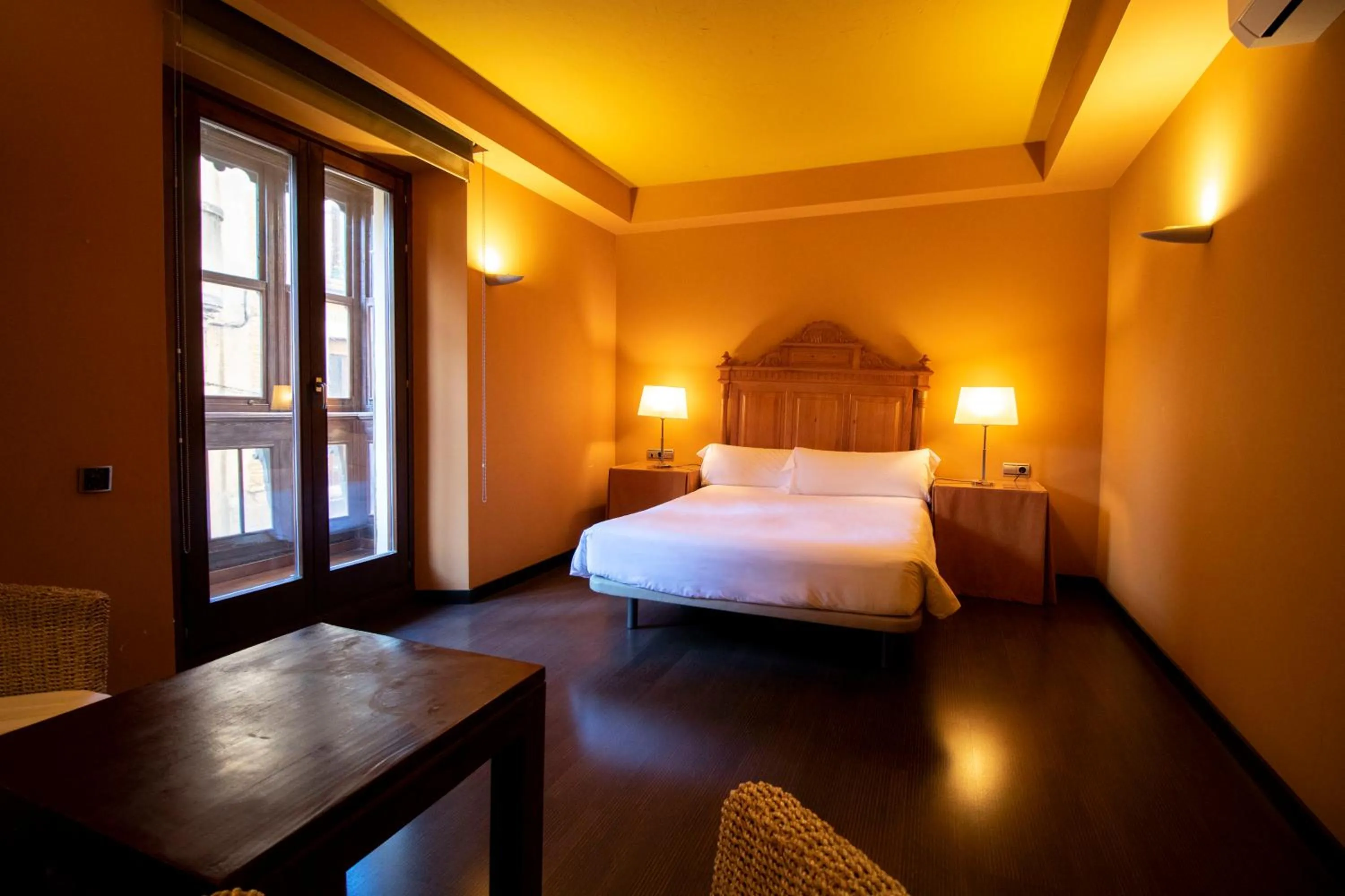 Photo of the whole room, Bed in Hotel La Joyosa Guarda