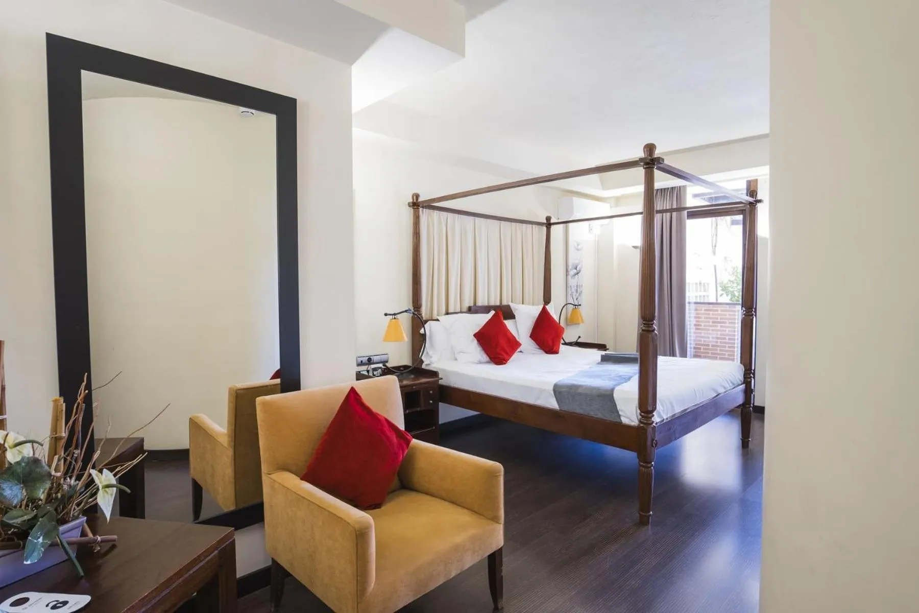 Photo of the whole room, Bed in Hotel Alda Castillo de Olite