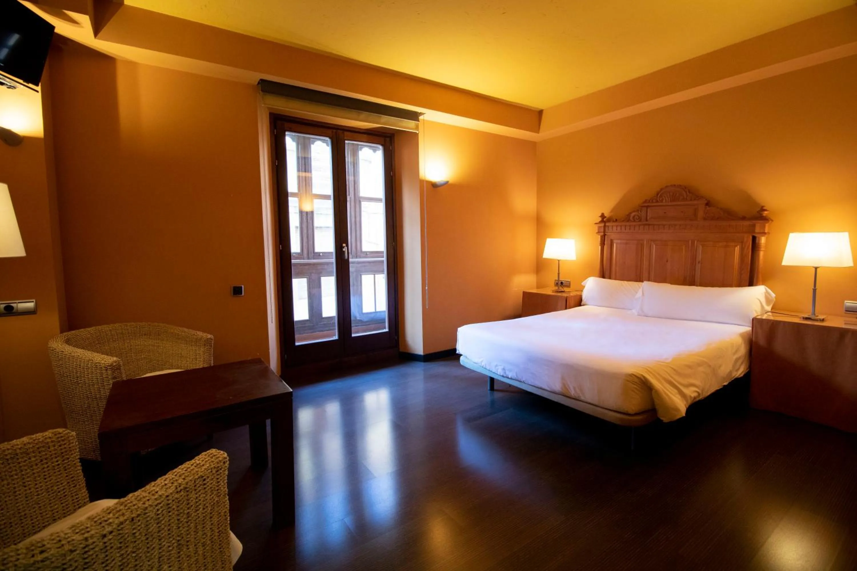 Photo of the whole room, Bed in Hotel La Joyosa Guarda