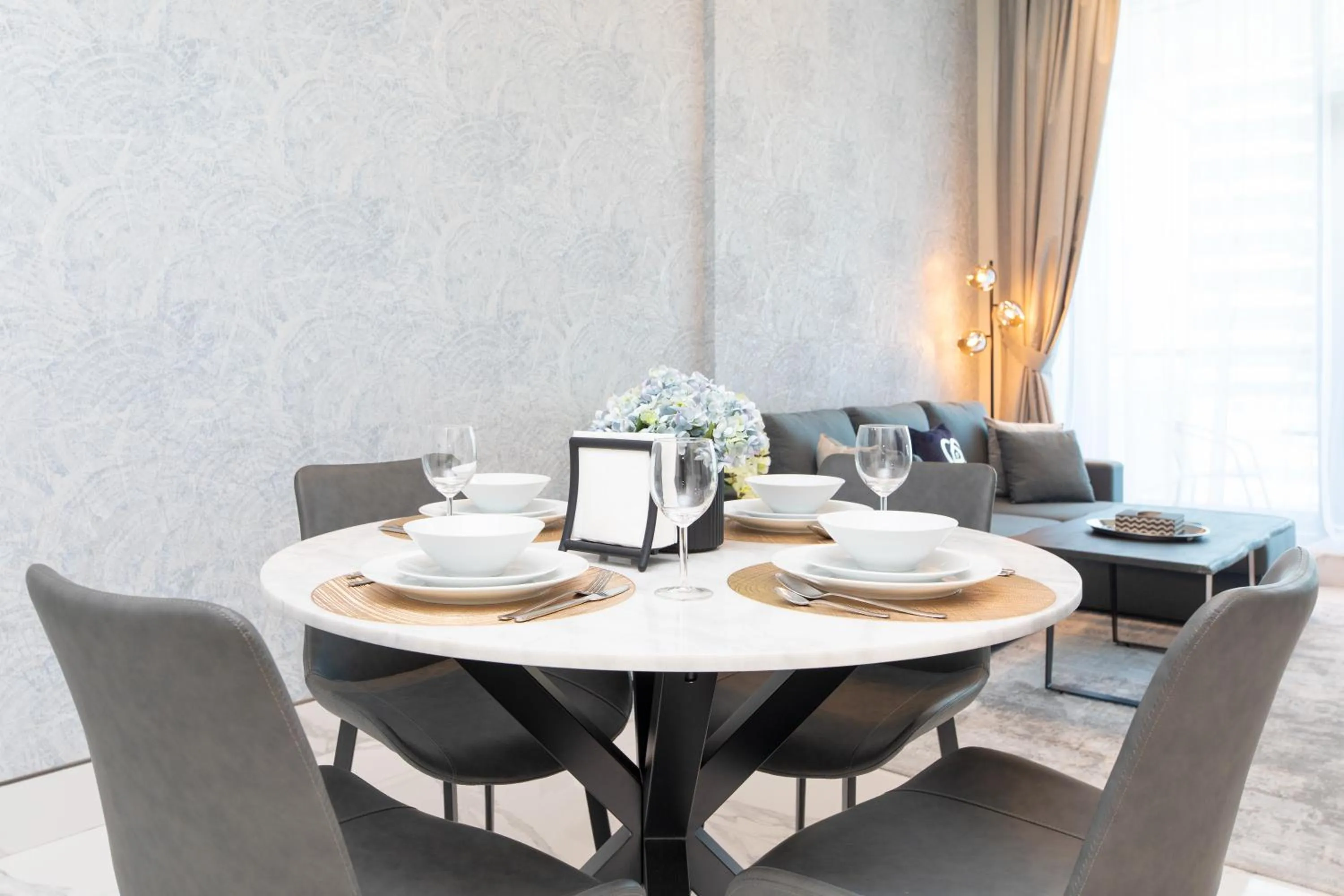 Living room in SIMPLY COMFORT in J ONE Tower