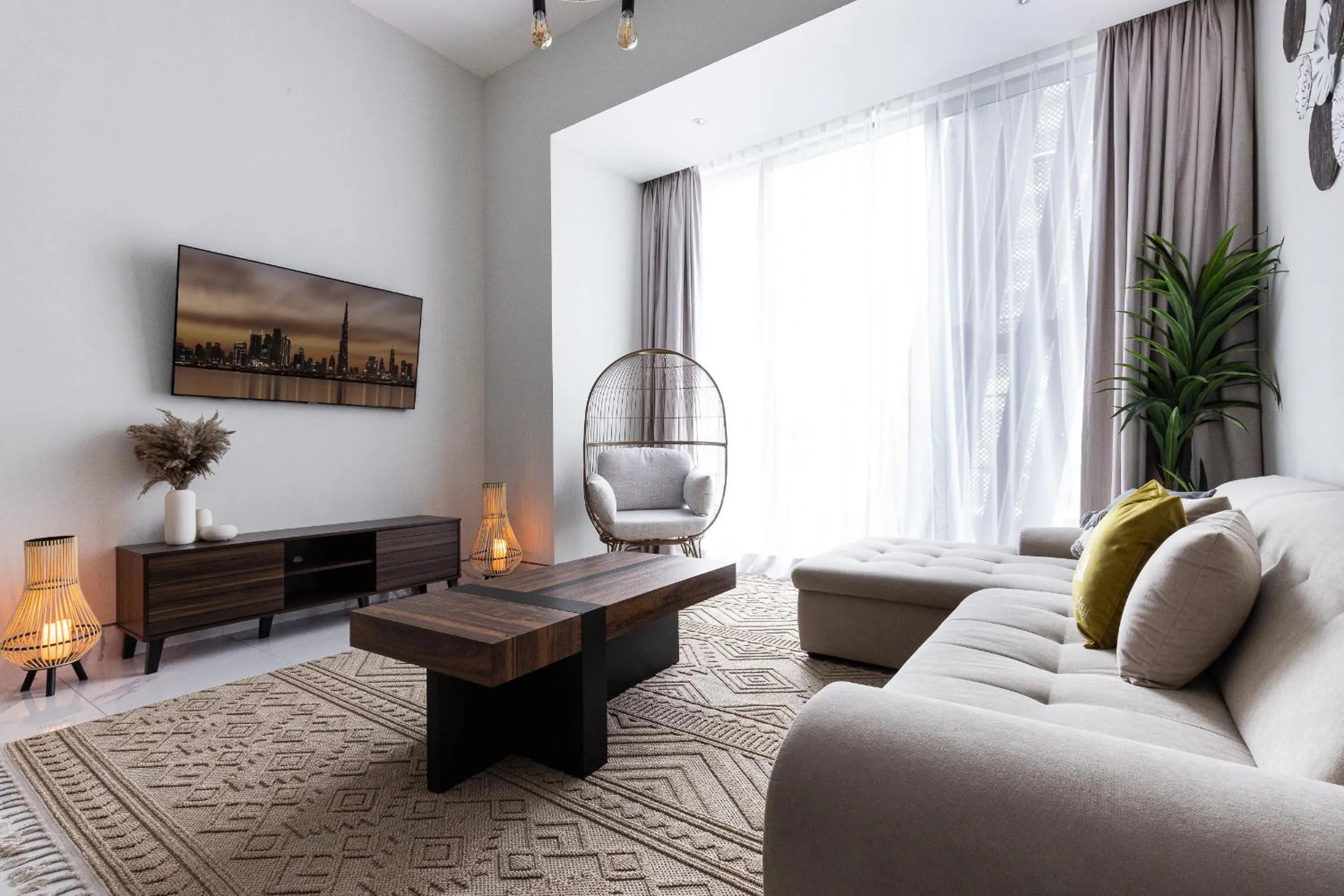 TV and multimedia in SIMPLY COMFORT in J ONE Tower