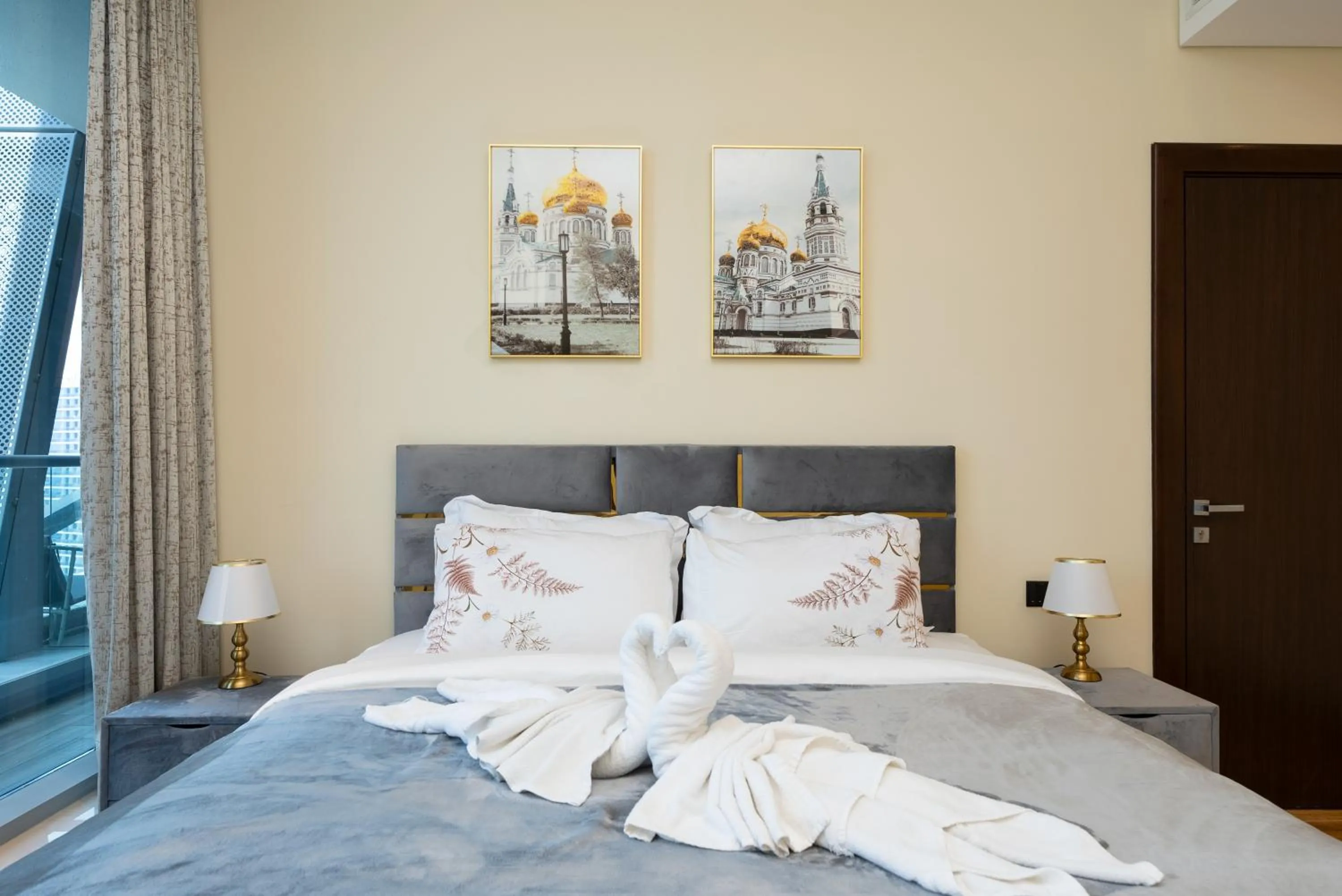 Bed in SIMPLY COMFORT in J ONE Tower