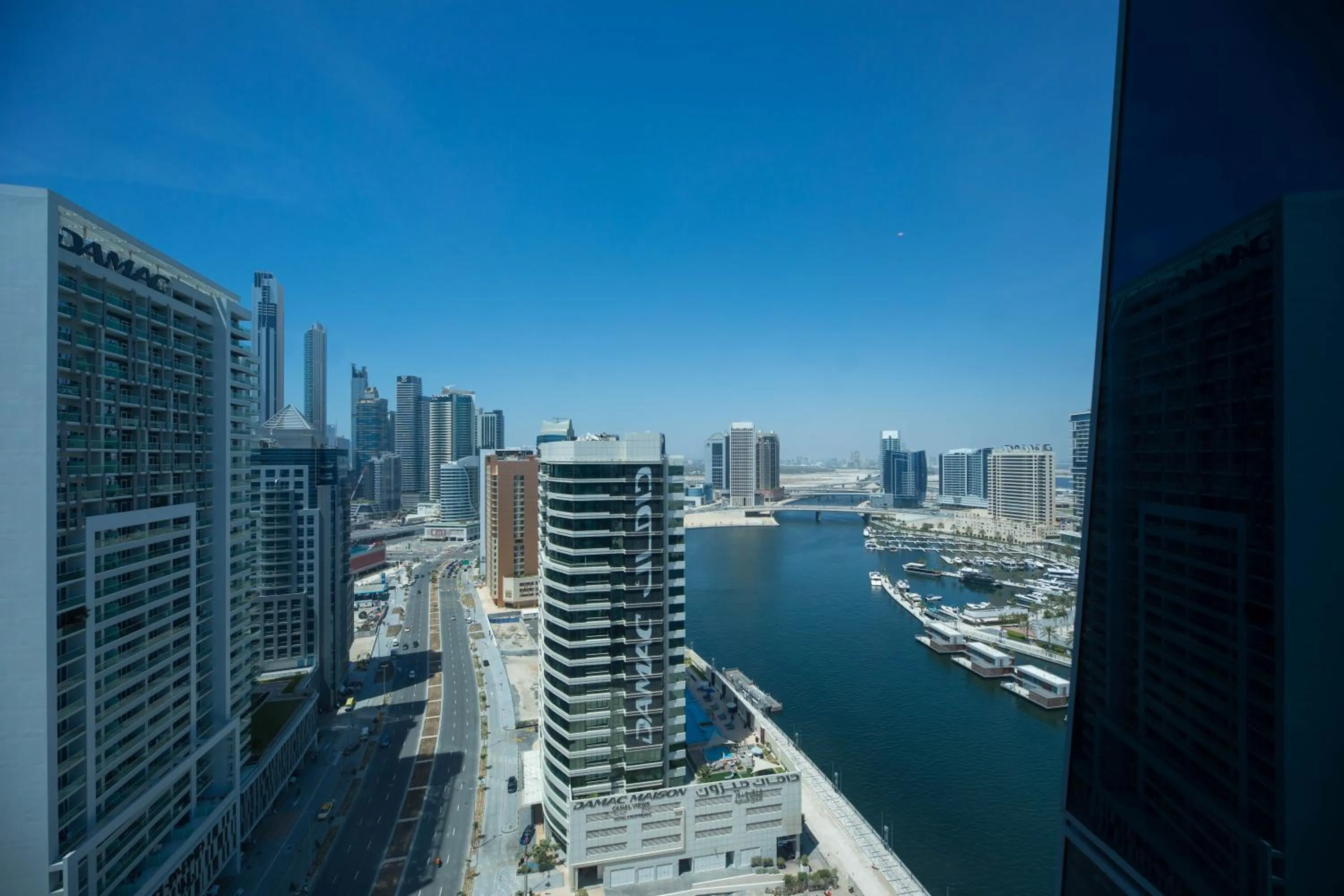 Day in SIMPLY COMFORT in J ONE Tower