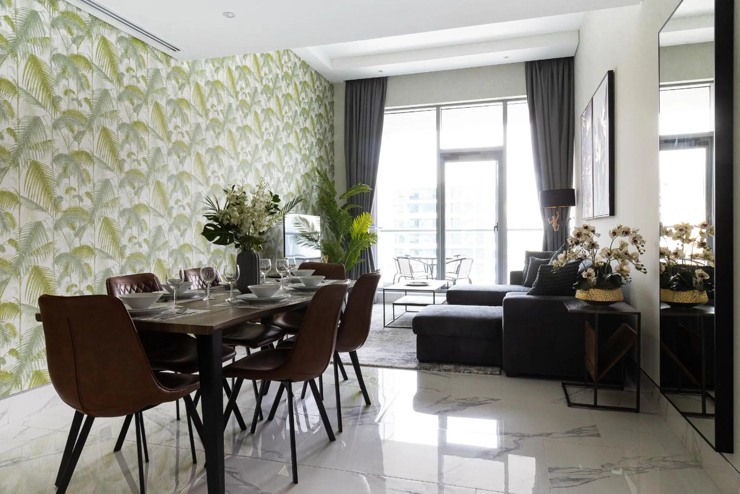 Living room in SIMPLY COMFORT in J ONE Tower