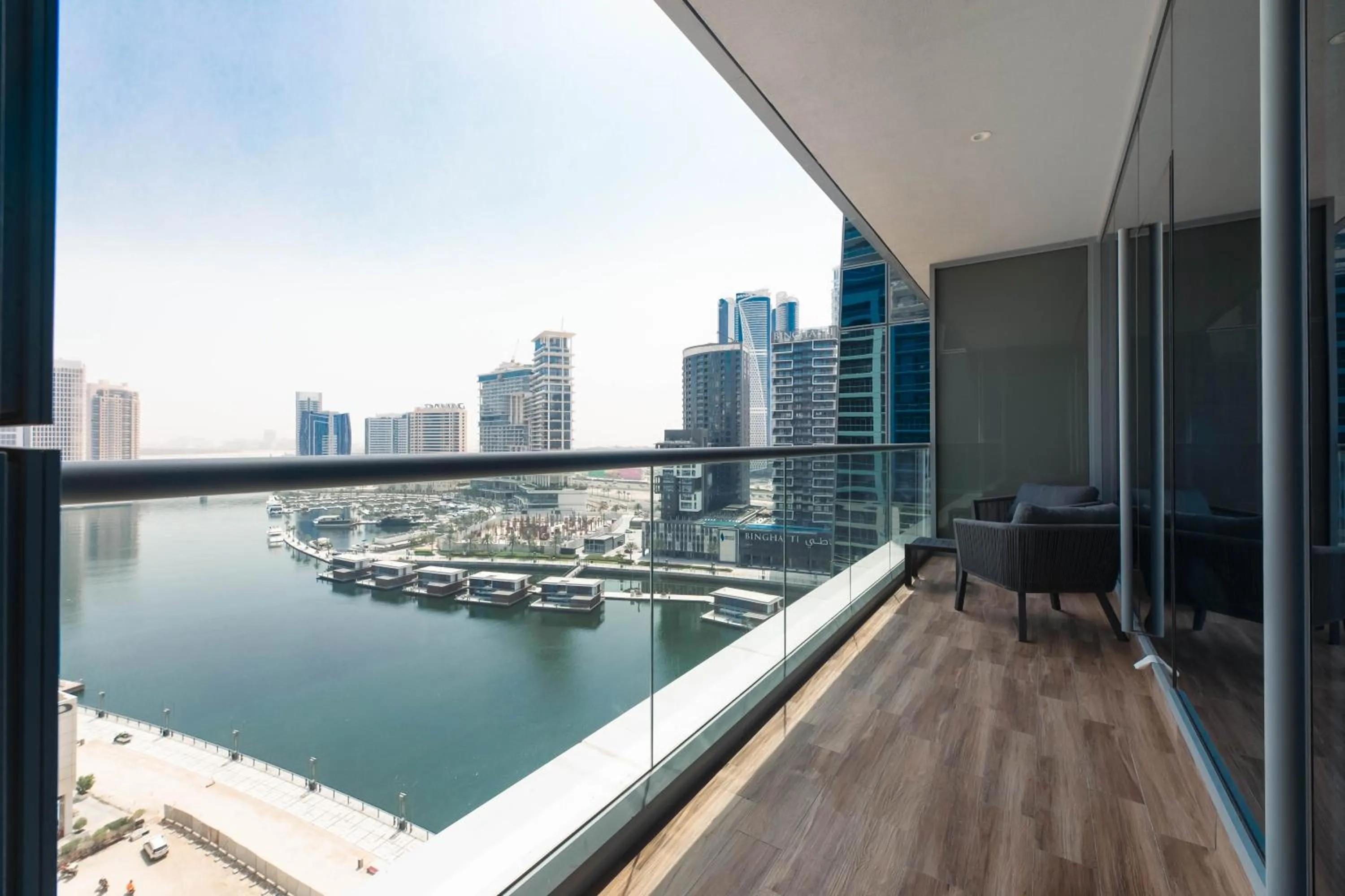 Day in SIMPLY COMFORT in J ONE Tower