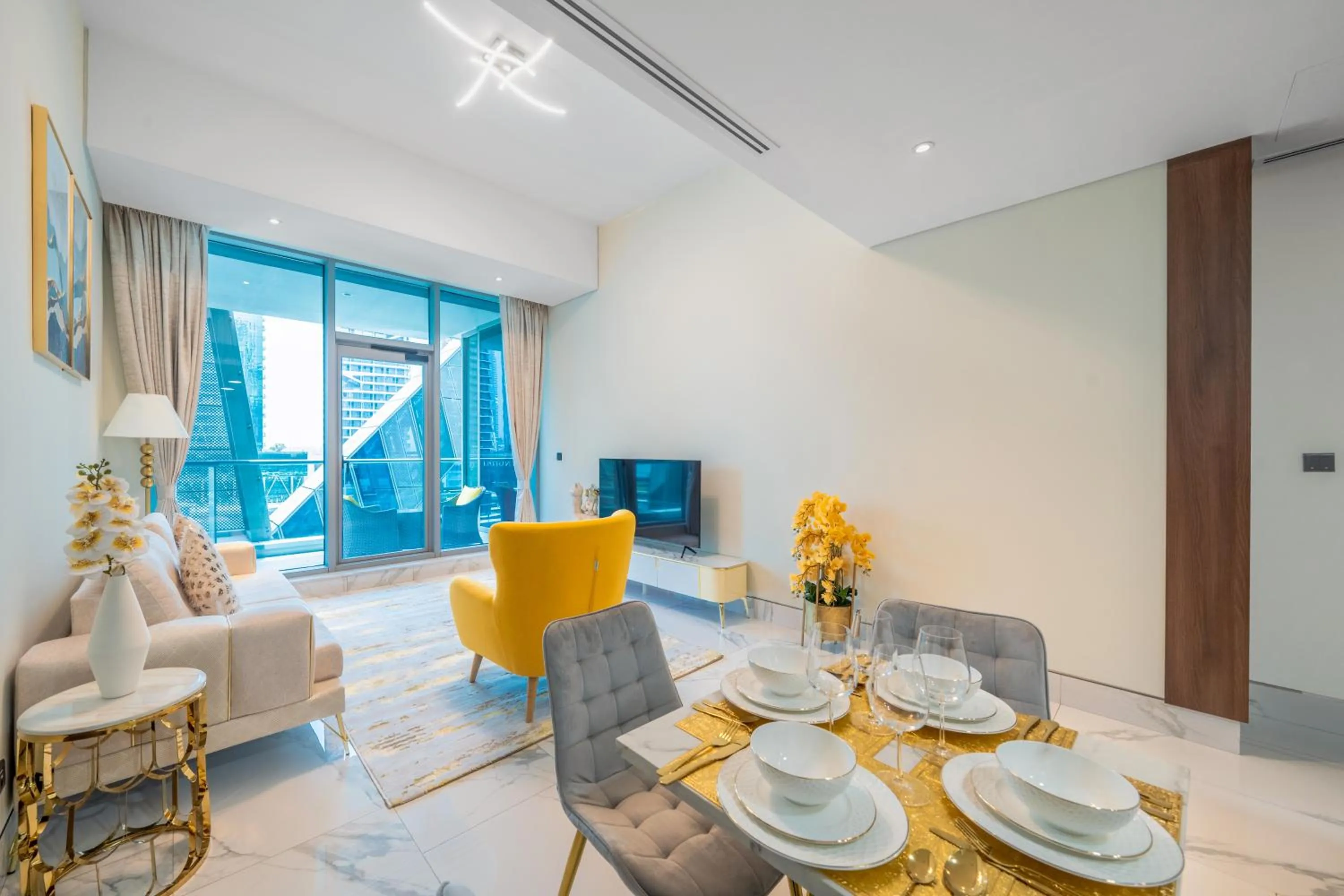 TV and multimedia in SIMPLY COMFORT in J ONE Tower