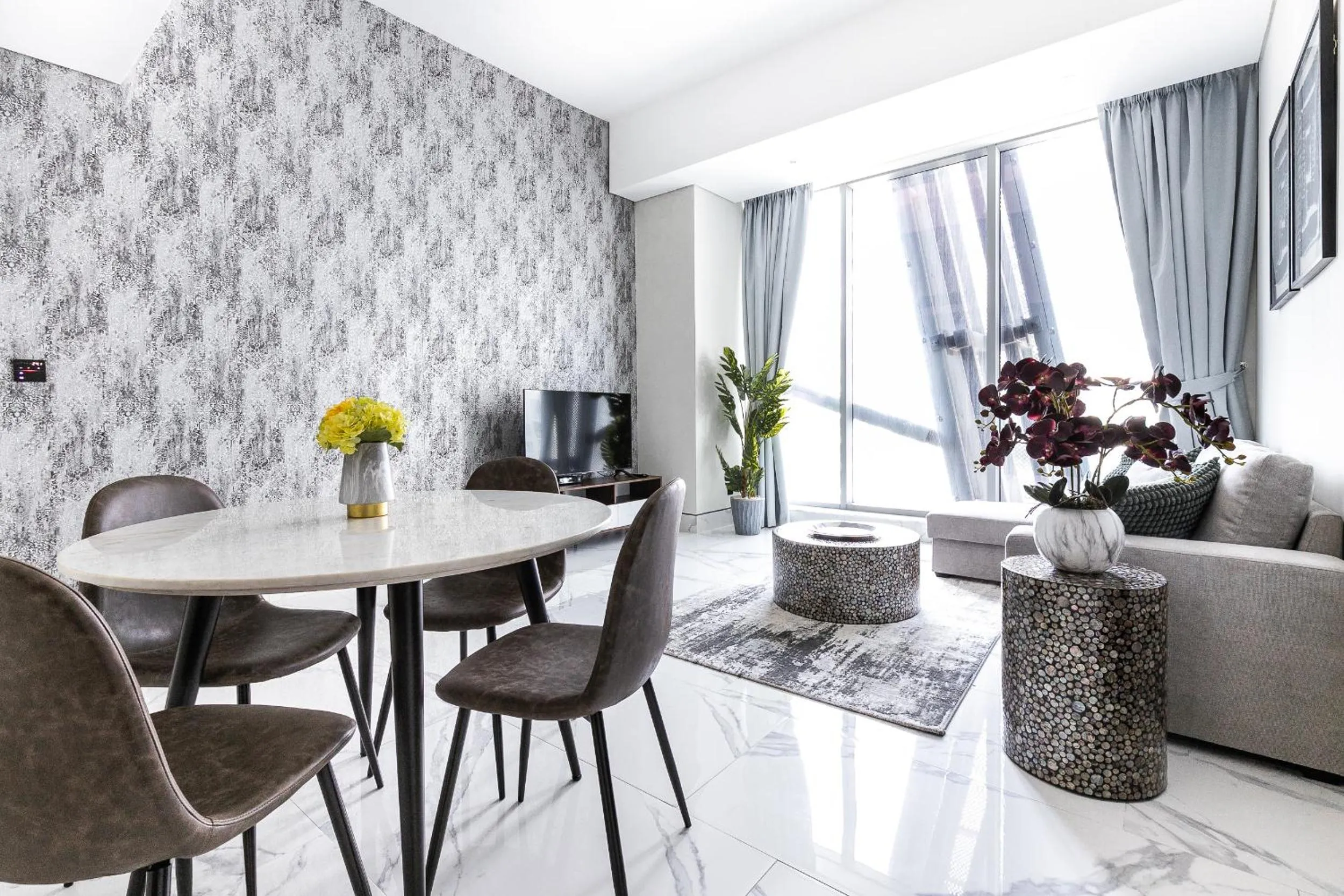 Living room in SIMPLY COMFORT in J ONE Tower